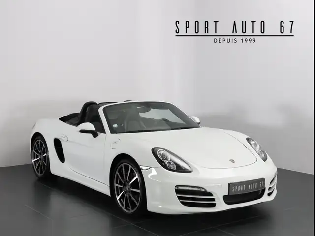 Porsche Boxster Flat 6 2.7 L