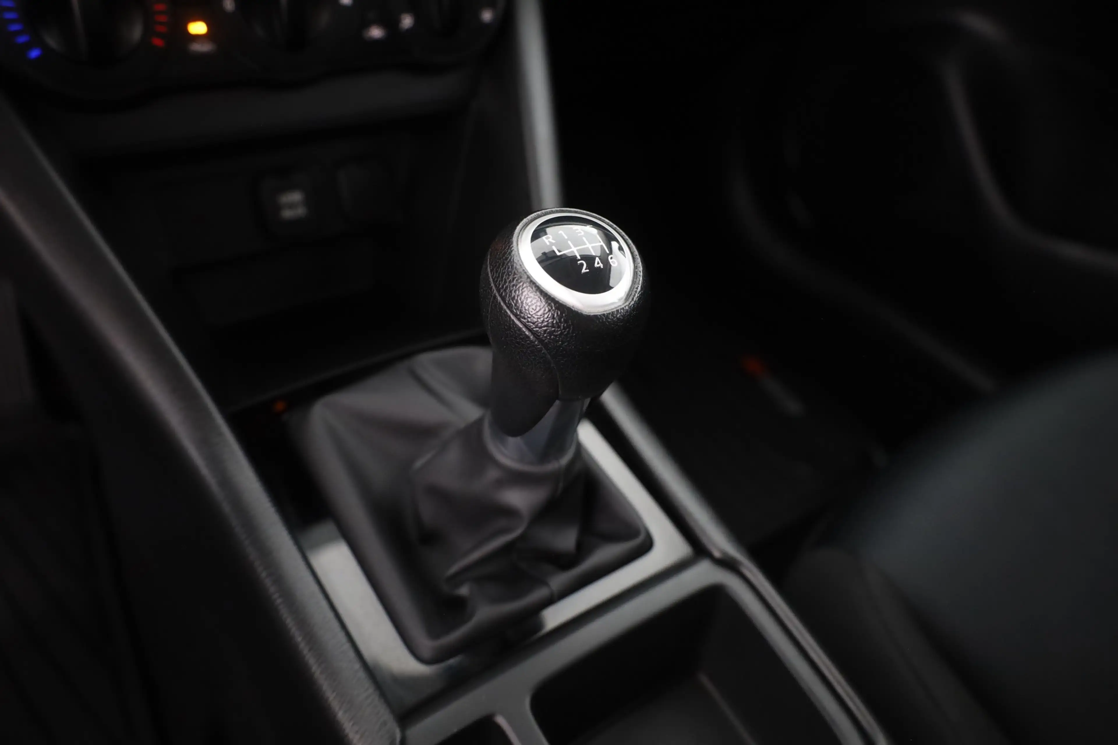 Mazda CX-3 2.0 Prime-Line Android Apple Klima USB — photo 13