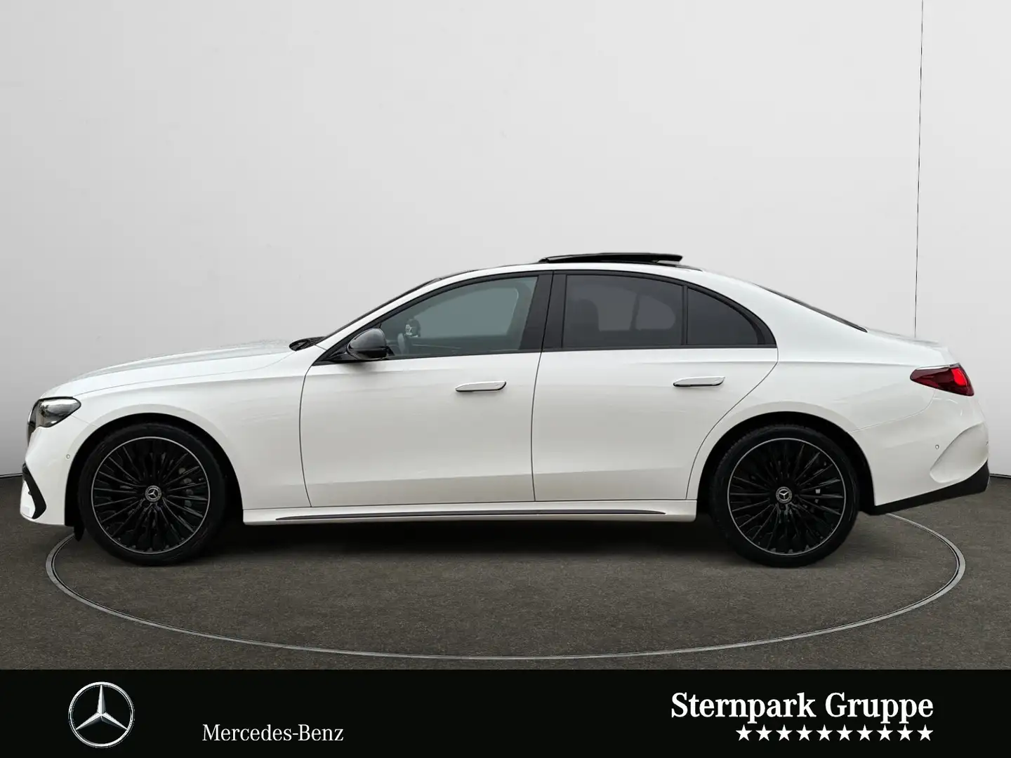 Mercedes-Benz E 220 E 220 d AMG +Night+Pano+Distronic+LED+SUPER+20* Weiß - 2