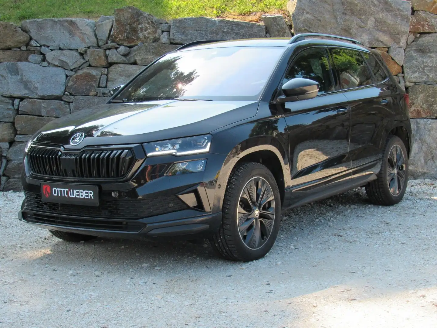 Skoda Karoq 2.0l TDI DSG 4x4 Sportline AHK 360° CANTON Noir - 1