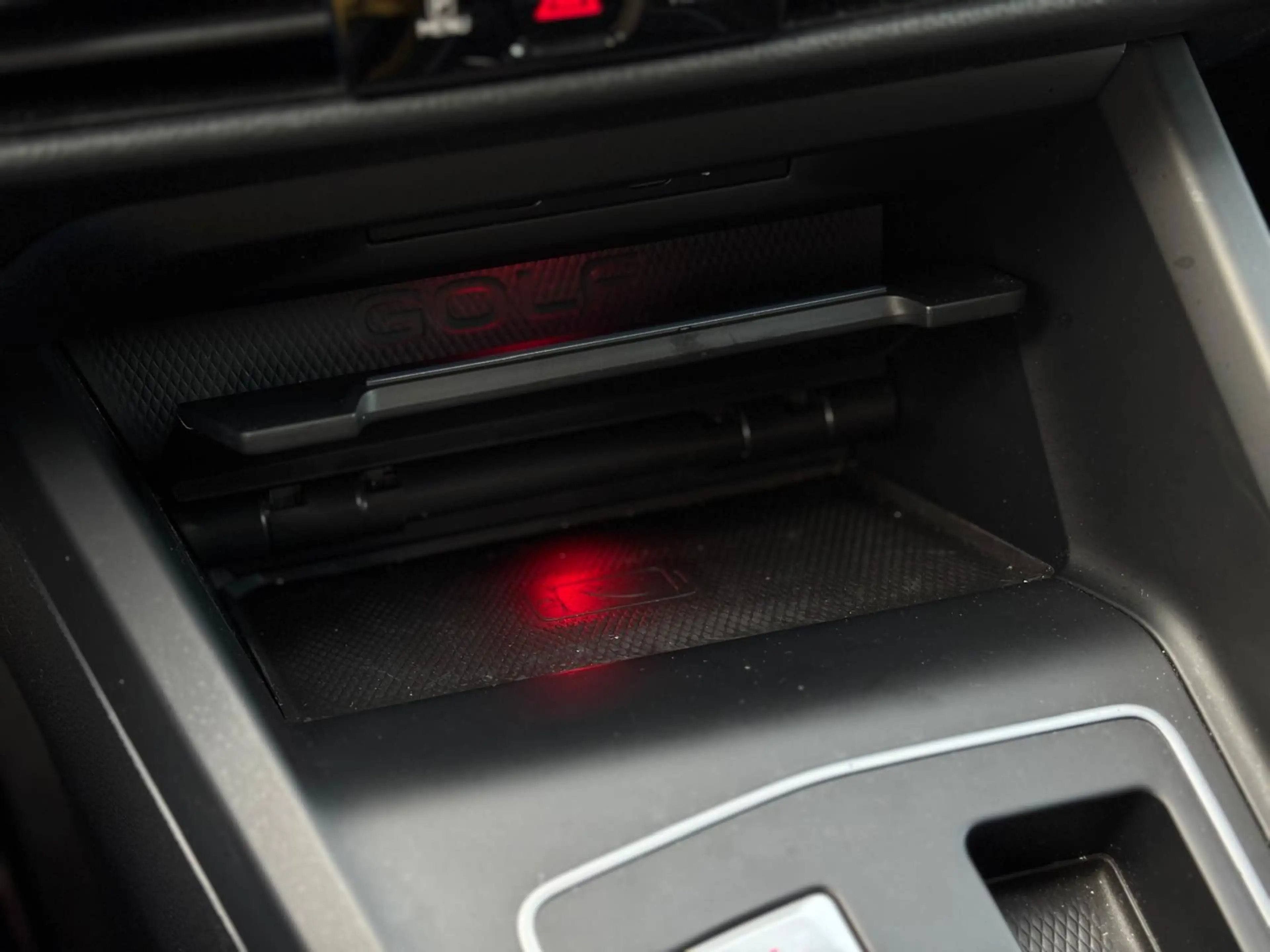 Volkswagen Golf GTI 2.0 TSI VOL! | 245PK | DEALER ONDERH | IQ-LIGHTS | — photo 24
