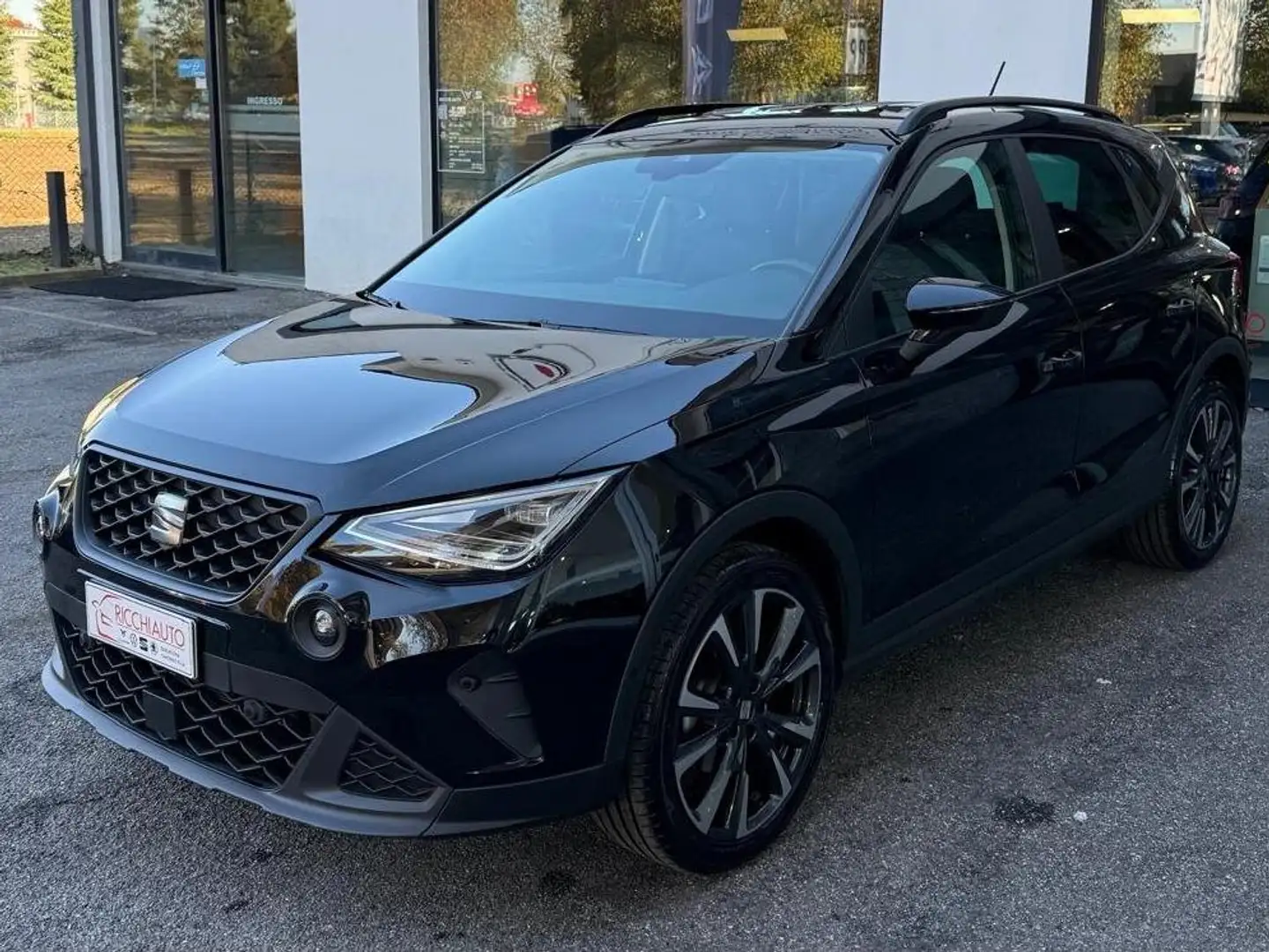 SEAT Arona Arona 1.0 ecotsi Black Edition 95cv Nero - 2