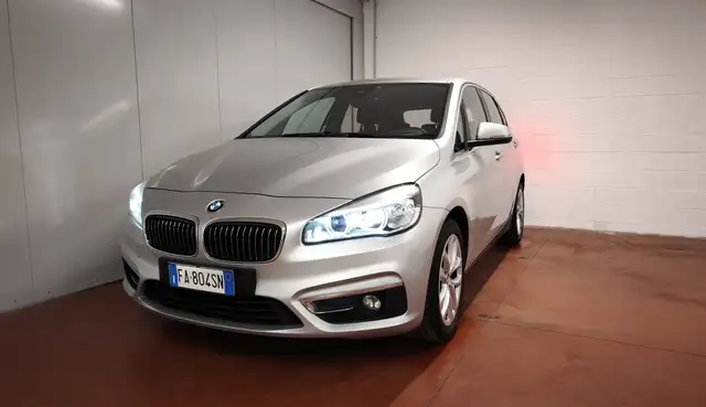 BMW 218