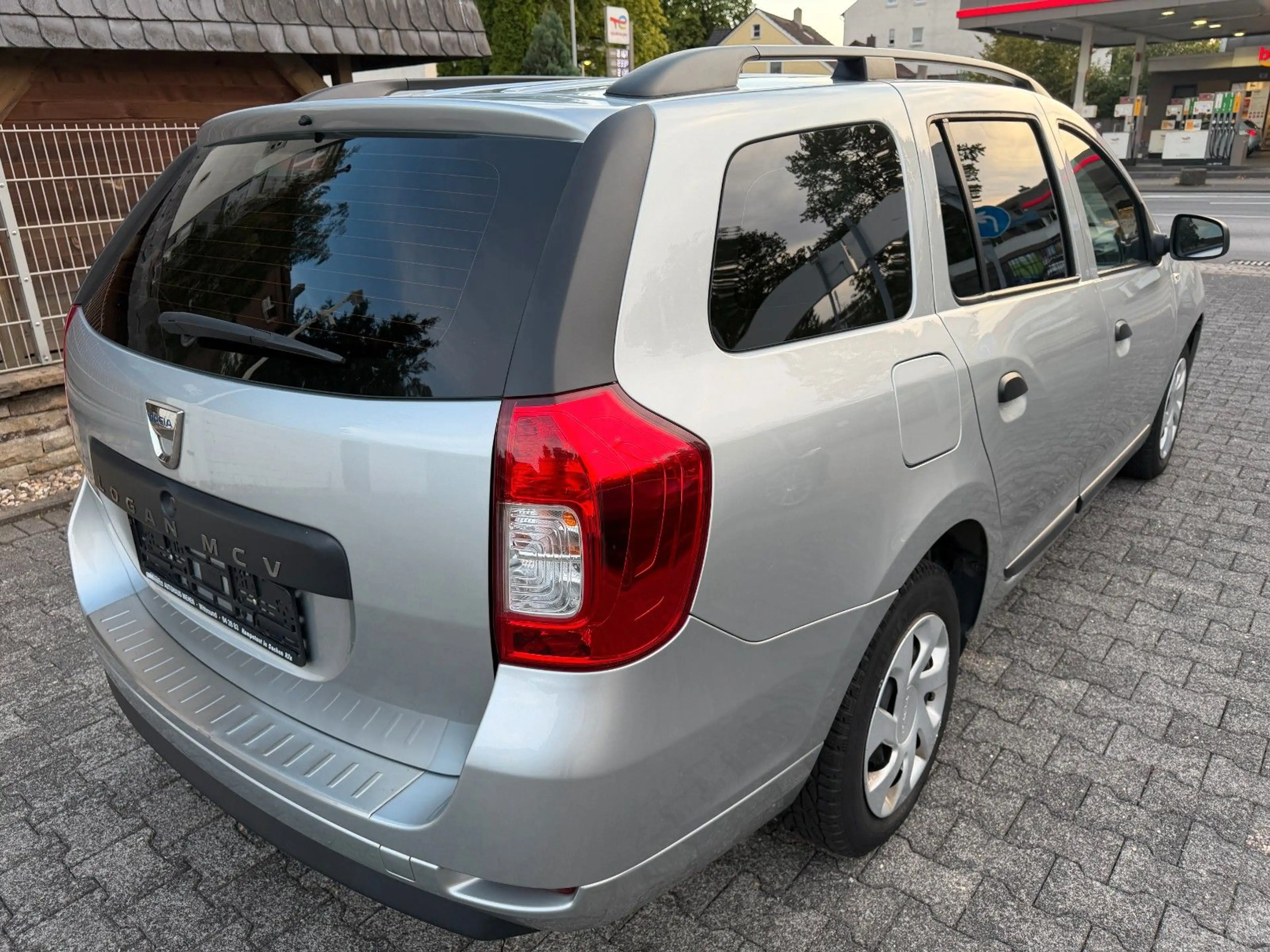 Dacia Logan MCV SCe 75 Comfort Klima/Bluetooth/1 Hand — photo 4
