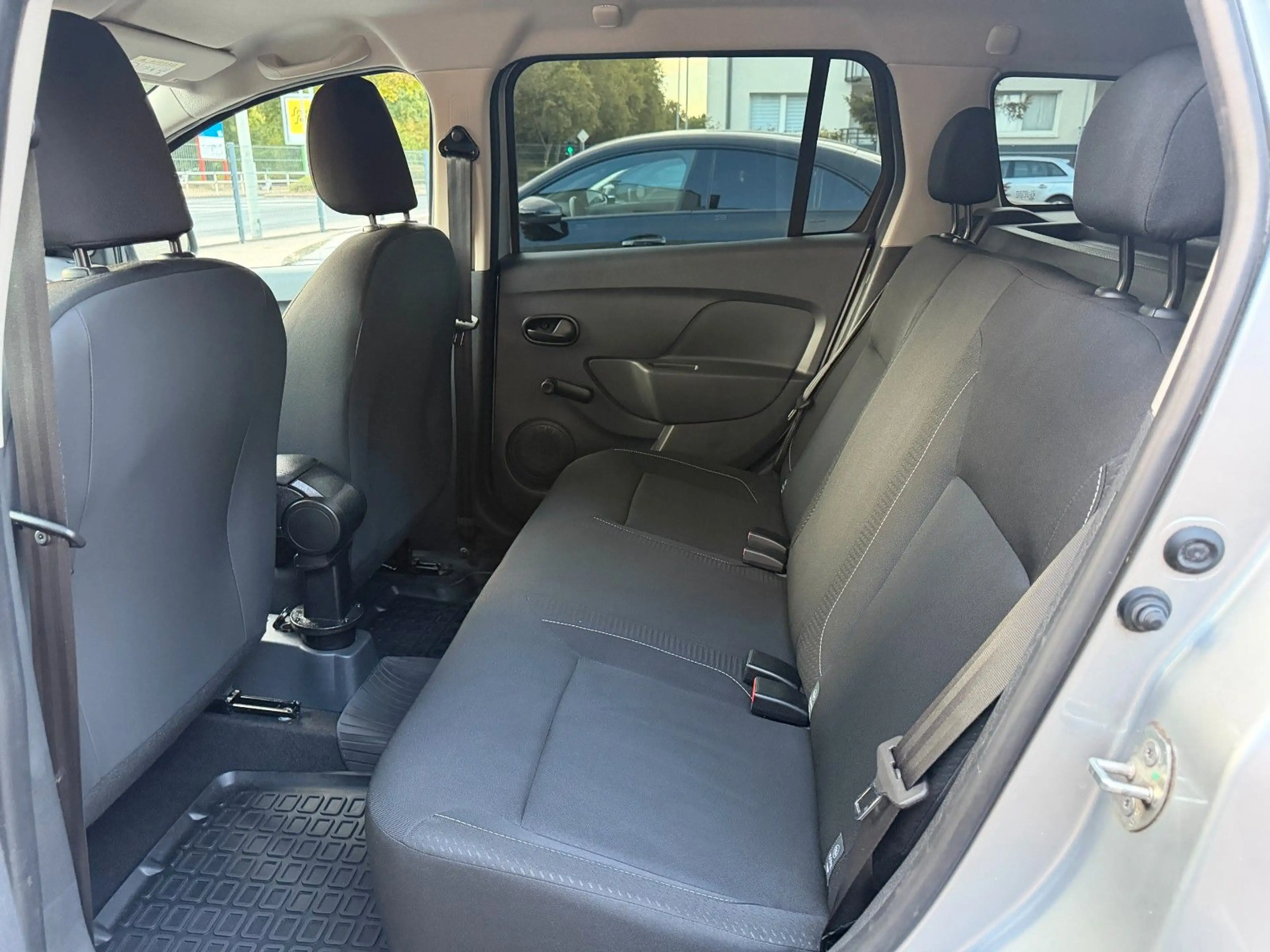 Dacia Logan MCV SCe 75 Comfort Klima/Bluetooth/1 Hand — photo 12