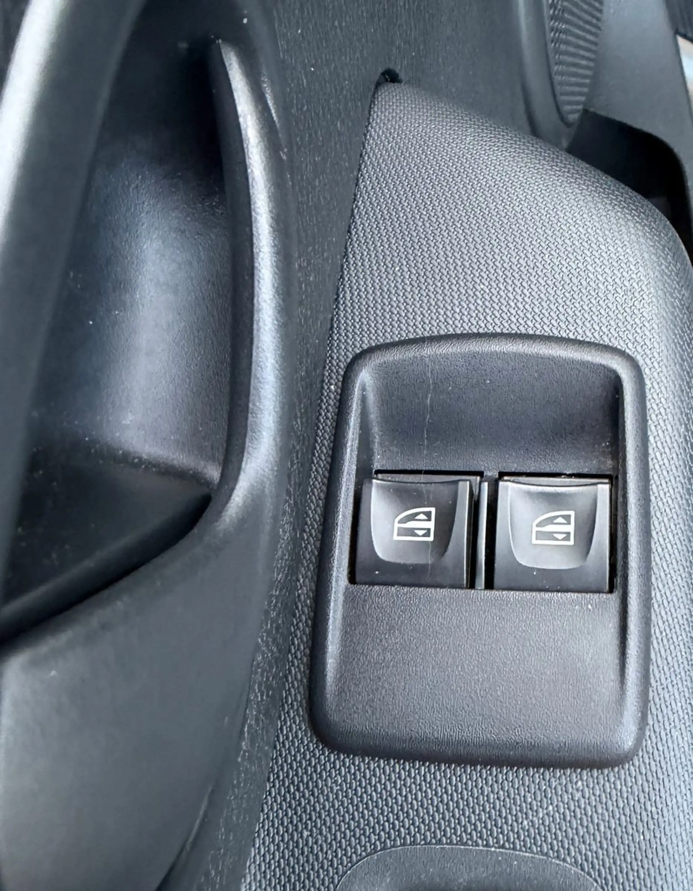 Dacia Logan MCV SCe 75 Comfort Klima/Bluetooth/1 Hand — photo 14