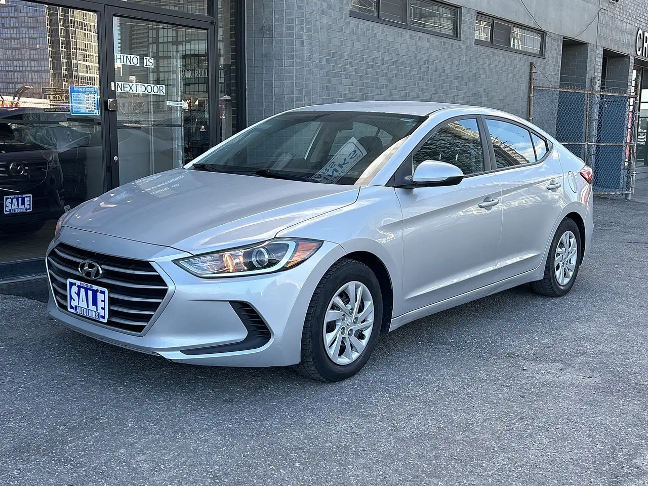 Hyundai ELANTRA снимка Hyundai ELANTRA