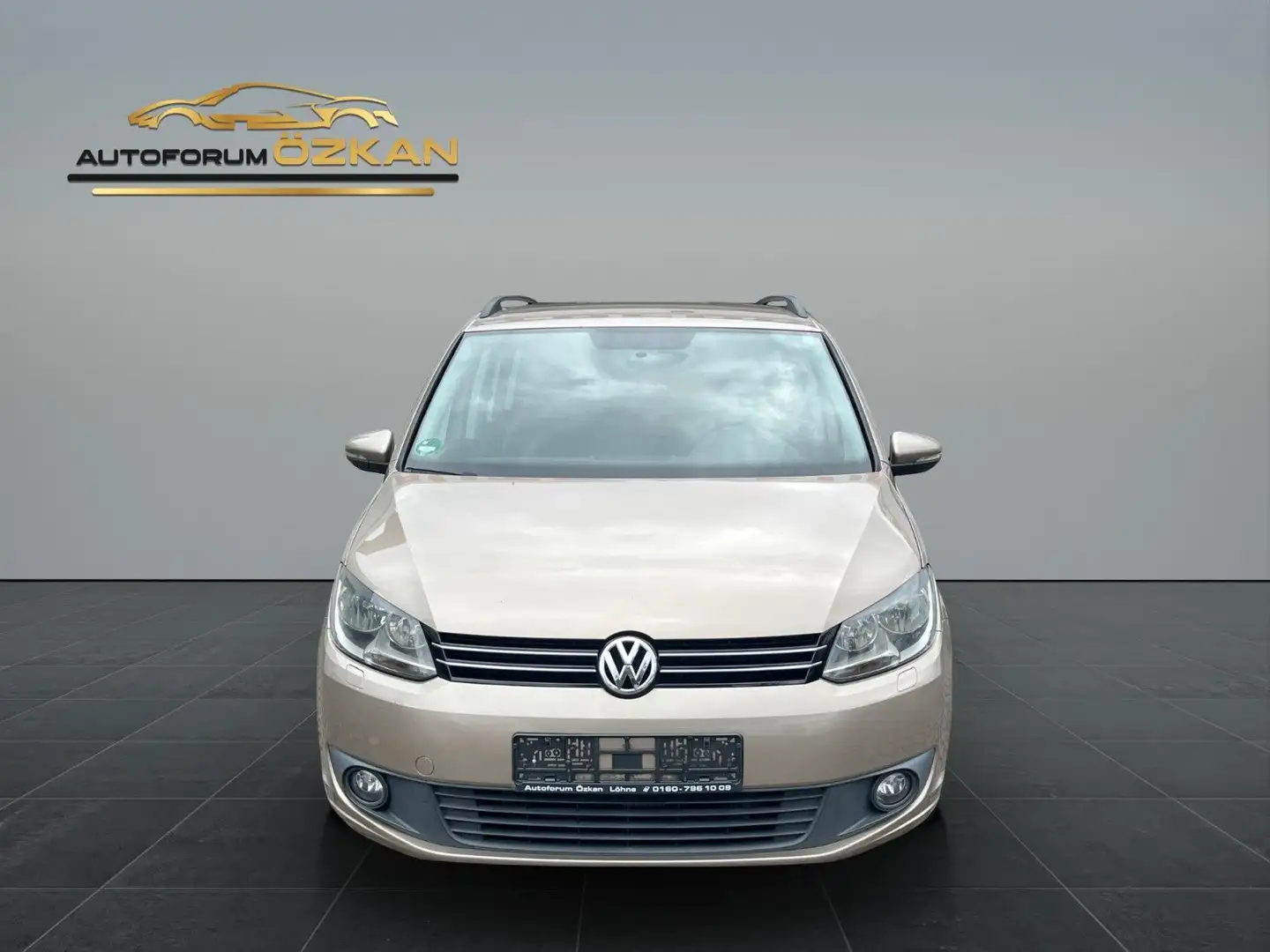 Volkswagen Touran 1.6 TDI Trendline 7 Sitze Beige - 2