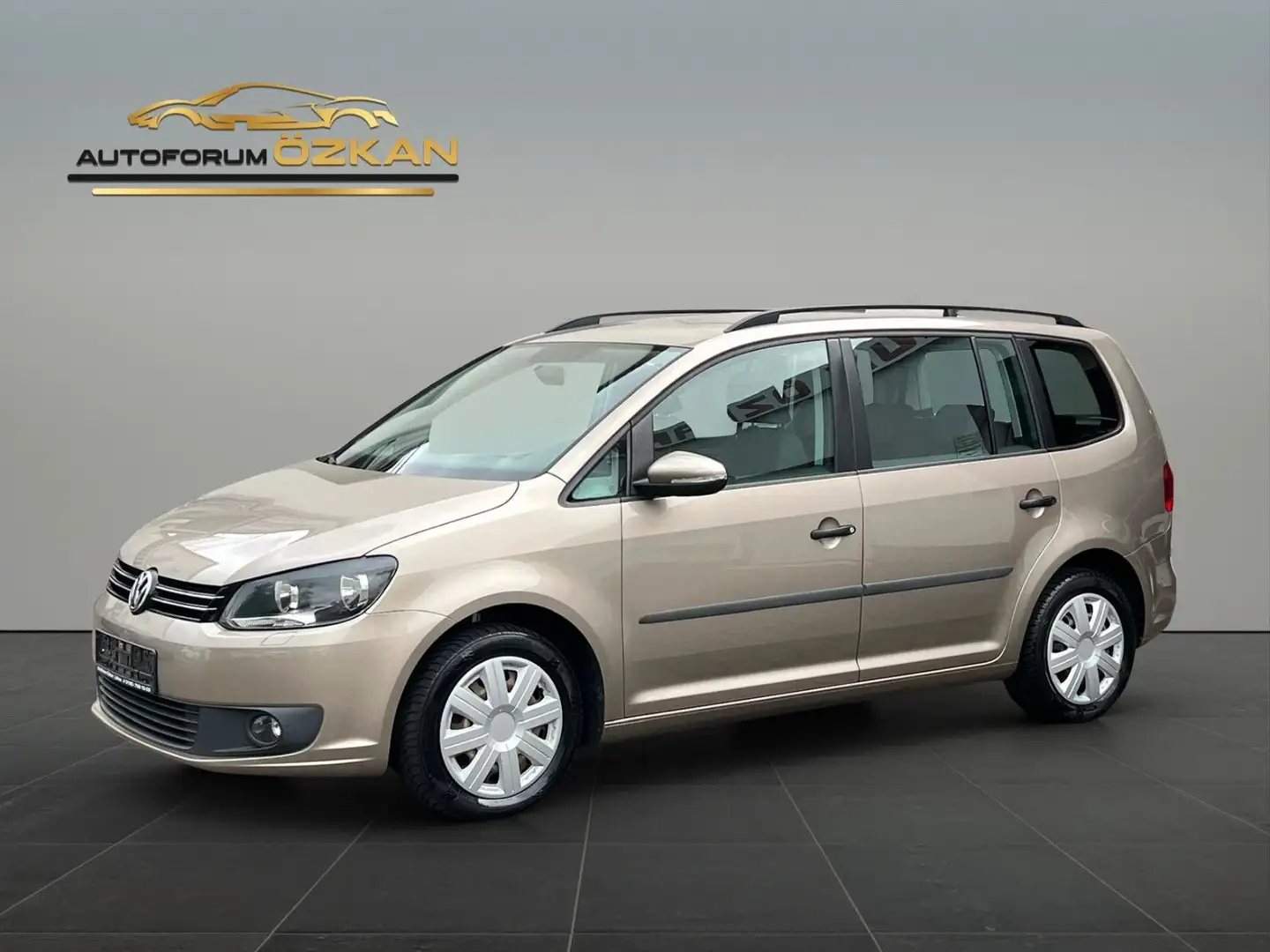 Volkswagen Touran 1.6 TDI Trendline 7 Sitze Beige - 1