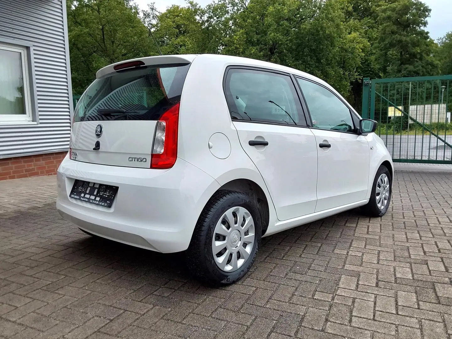 Skoda Citigo 1.0 Active GJR/KLIMA 44 kW (60 PS), Schalt. 5-G... Weiß - 2