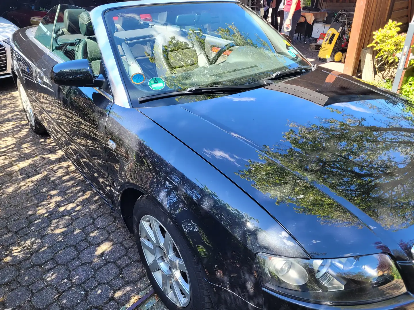 Audi A4 A4 Cabriolet 2.4 Schwarz - 2