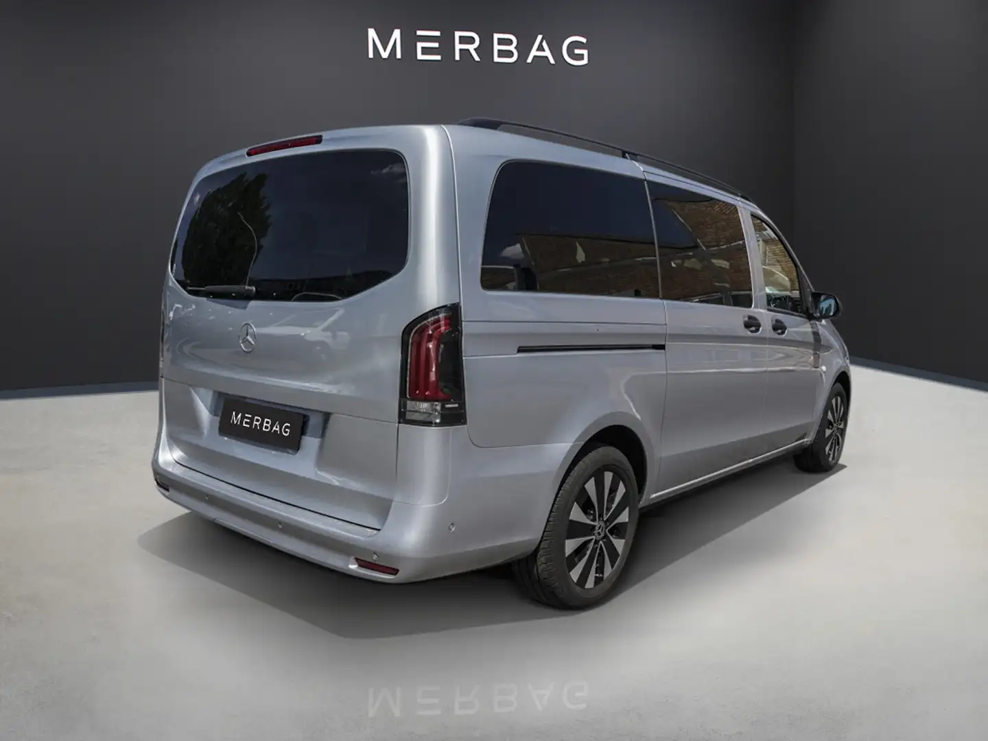 Mercedes-Benz Vito Tourer 116 lang Automatik Standhzg. Navi TW Grau - 2