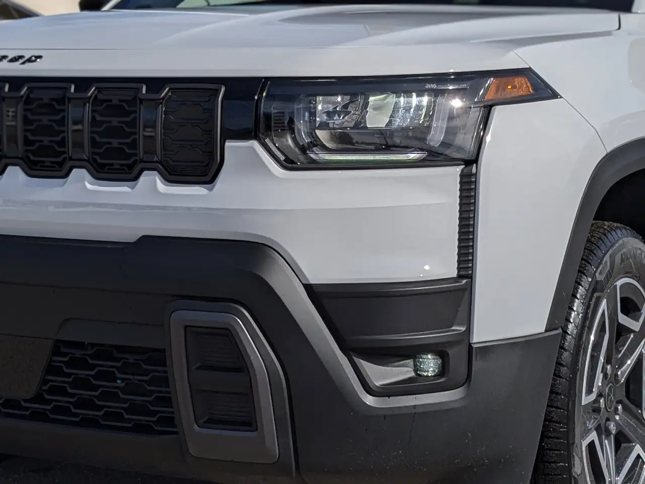 Jeep Cherokee снимка Jeep Cherokee