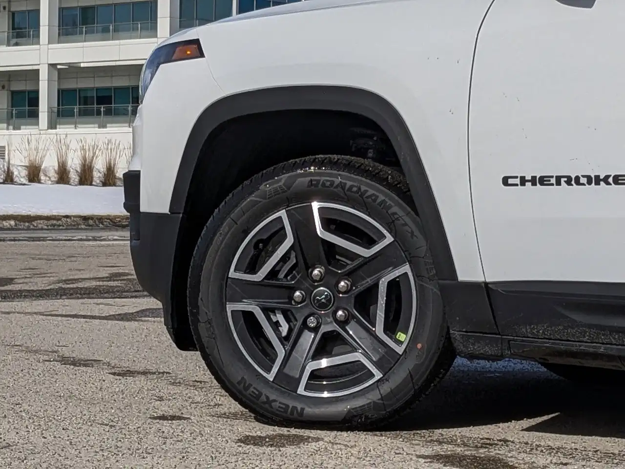 Jeep Cherokee снимка Jeep Cherokee