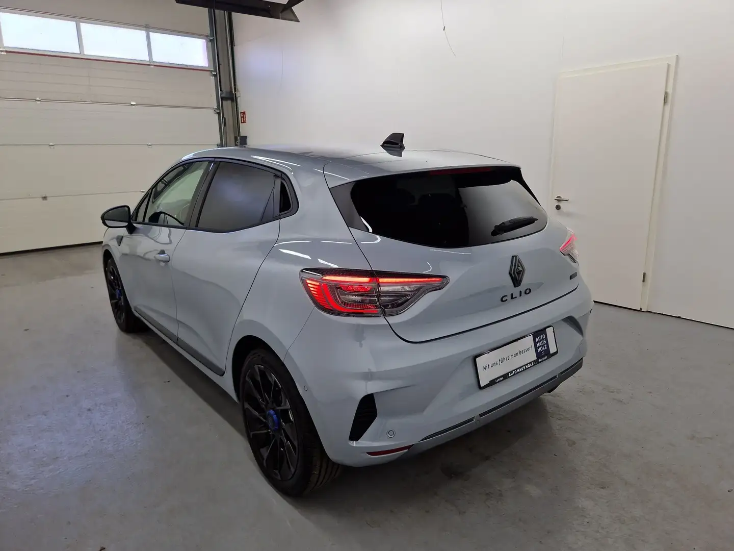 Renault Clio Esprit Alpine E-Tech Full Hybrid 145 0,0% Grau - 2