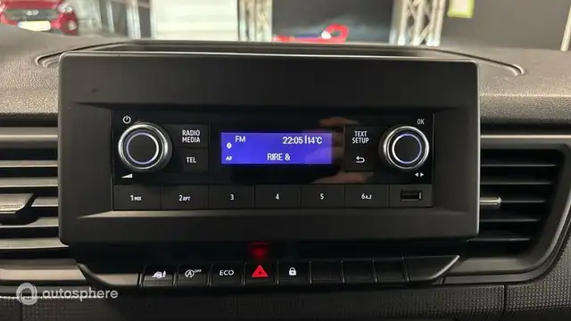 Renault Trafic view 13