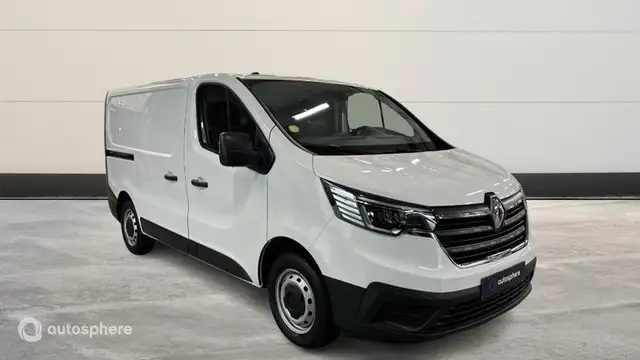 Renault Trafic view 3