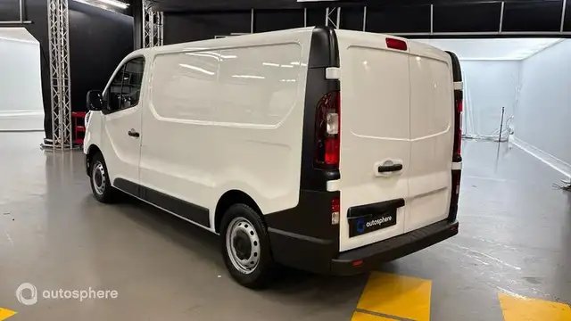 Renault Trafic view 7