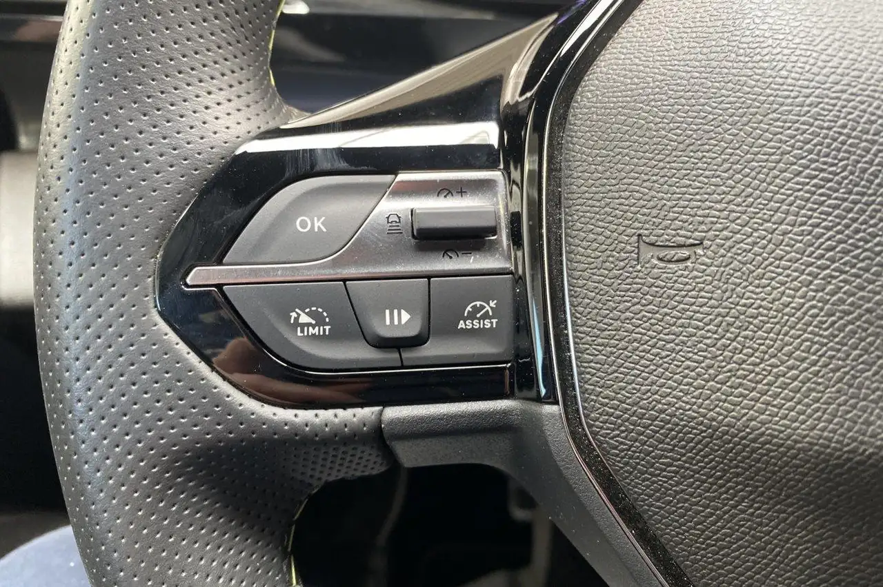 Peugeot 408 GT HYBRID * Caméra de recul Navigation, миниатюра 25