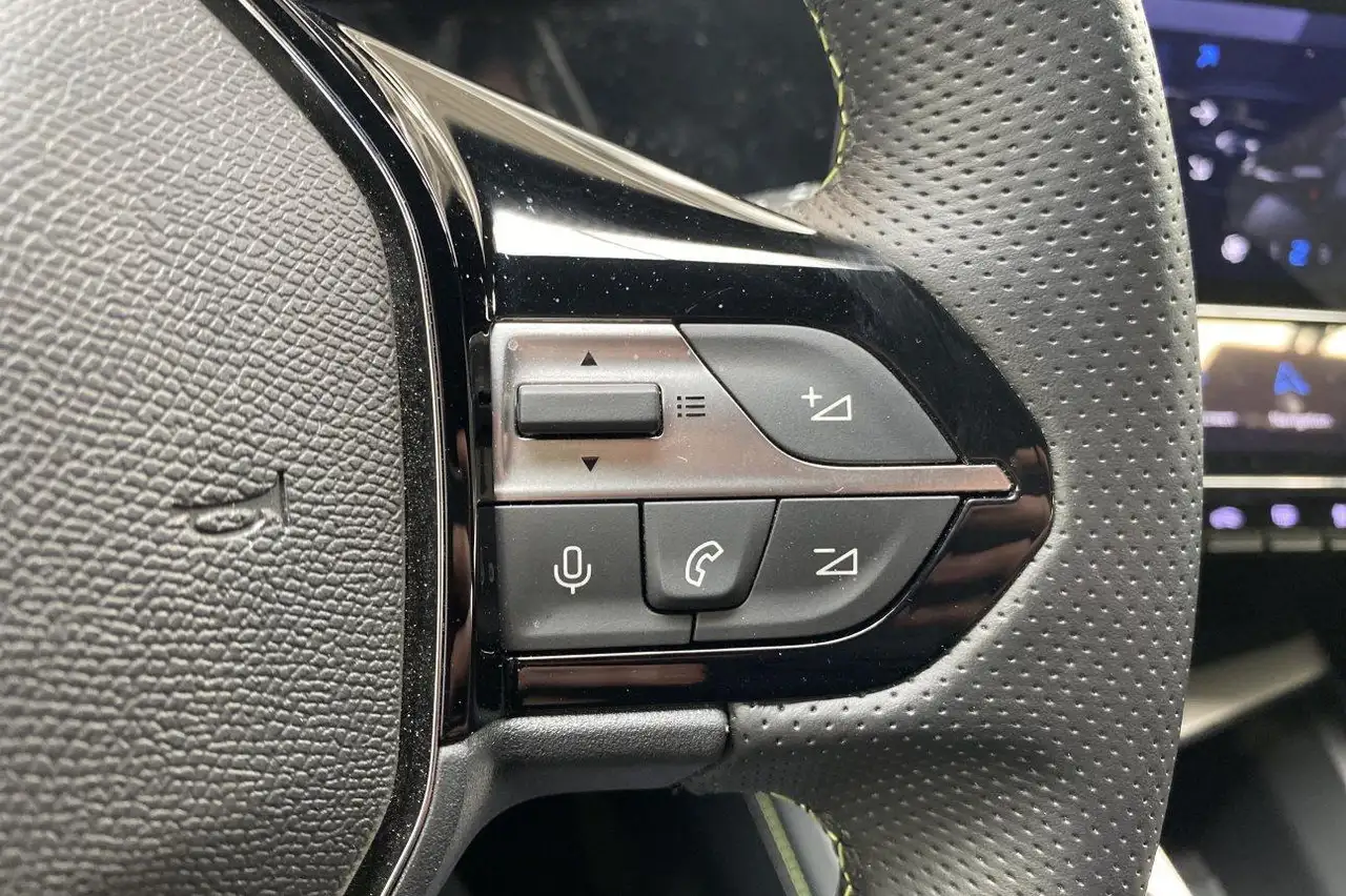 Peugeot 408 GT HYBRID * Caméra de recul Navigation, миниатюра 26