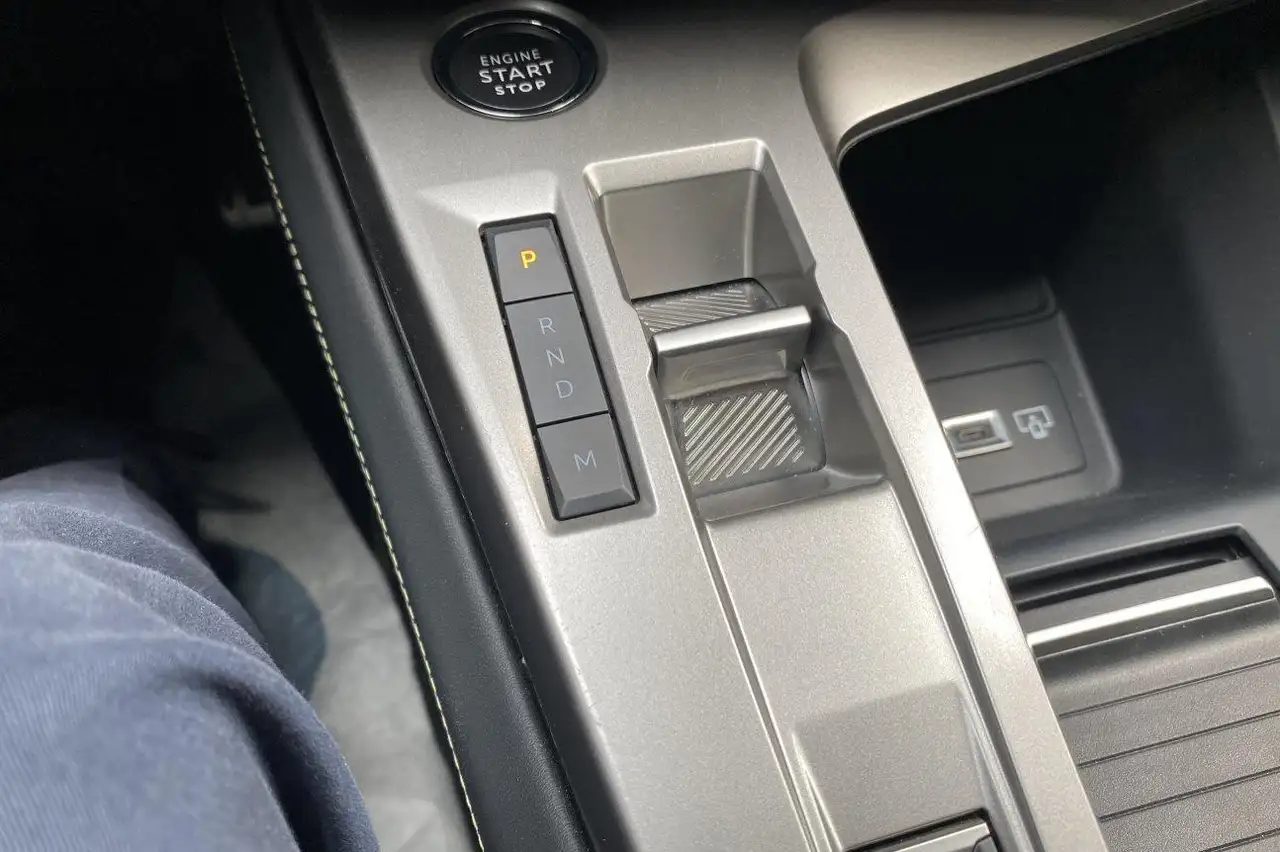 Peugeot 408 GT HYBRID * Caméra de recul Navigation, миниатюра 16