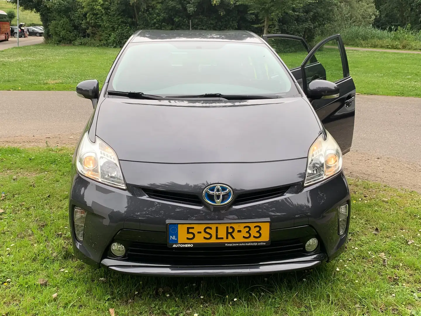Toyota Prius Prius 1.8 Comfort Gris - 1