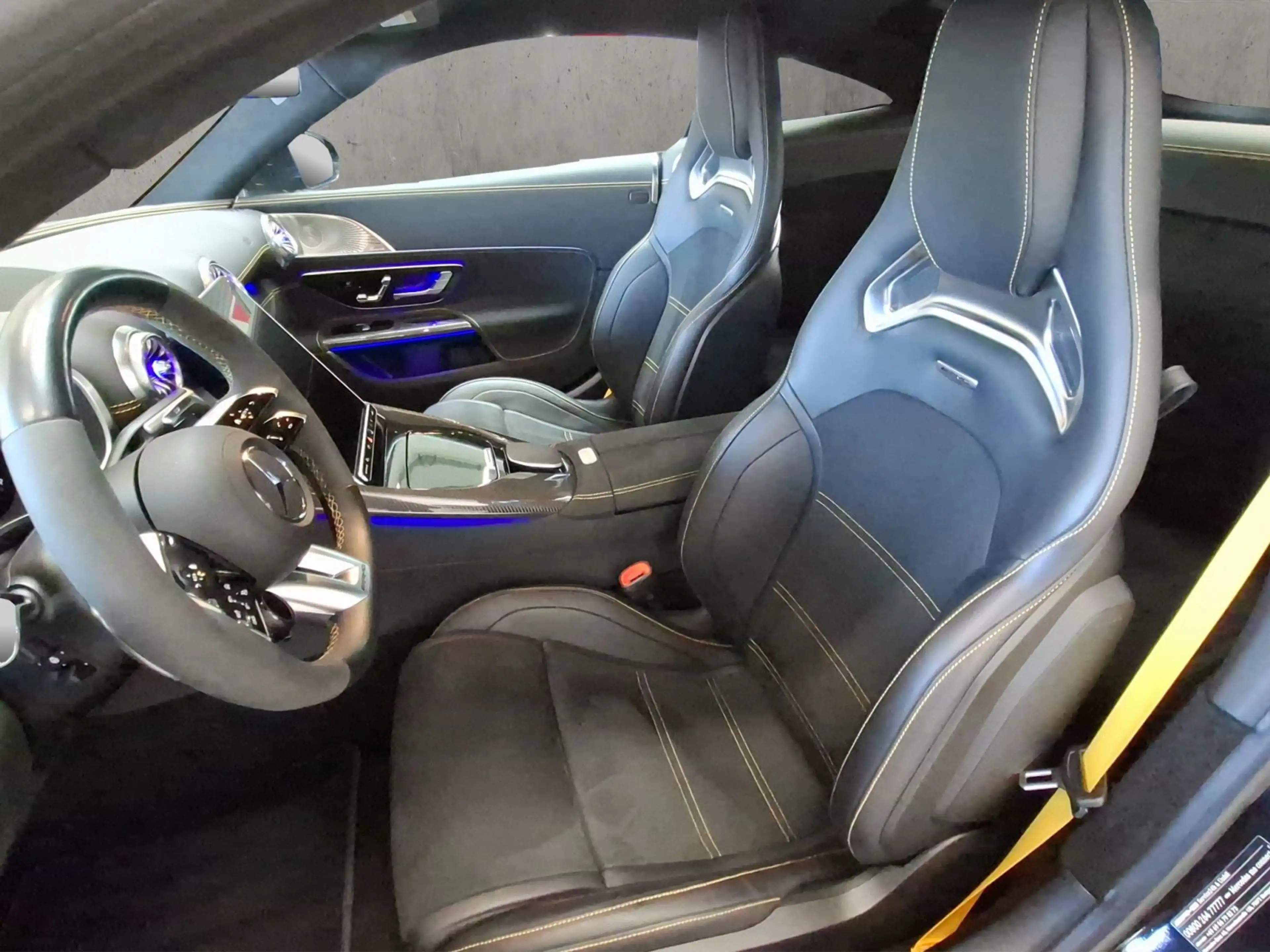 Mercedes-Benz AMG GT 63 — photo 9