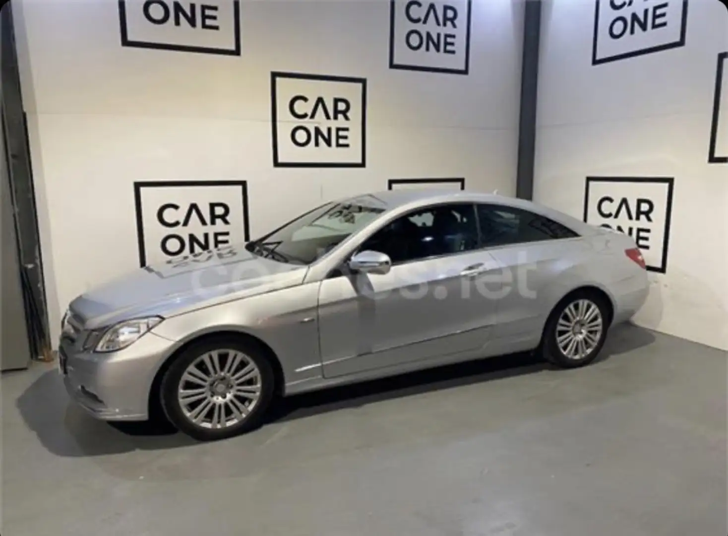 Mercedes-Benz E 250 Coupé CGI BE Aut. Gris - 2