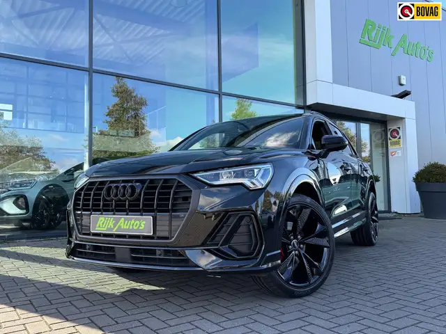 Audi Q3 35 TFSI 3x S Line * Matrix Led * Keyless * Stoelve