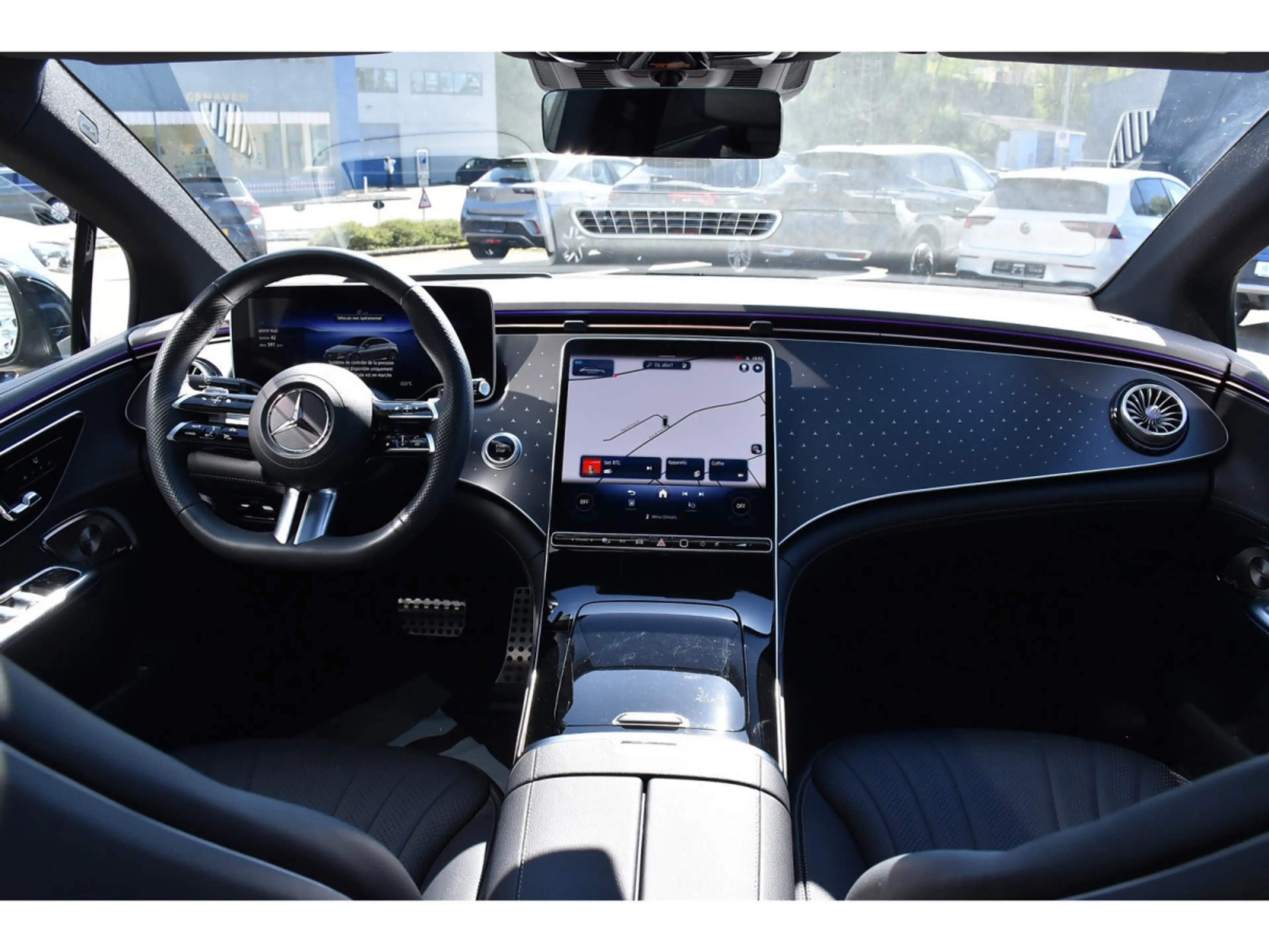 Mercedes-Benz EQE 300 AMG Line AIRMATIC DISTR CUIR MEMO PANO BURMESTER — photo 9