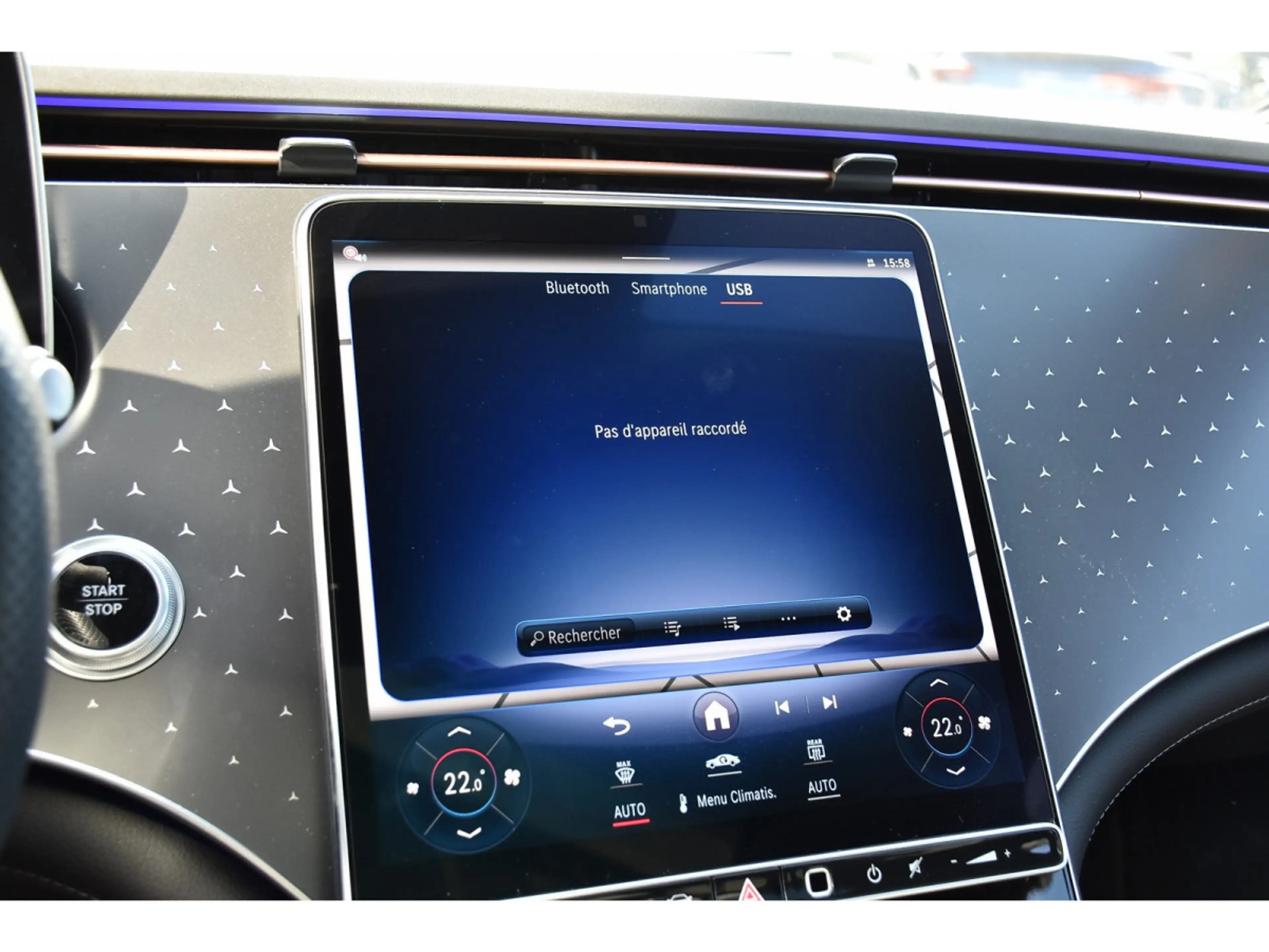 Mercedes-Benz EQE 300 AMG Line AIRMATIC DISTR CUIR MEMO PANO BURMESTER — photo 11