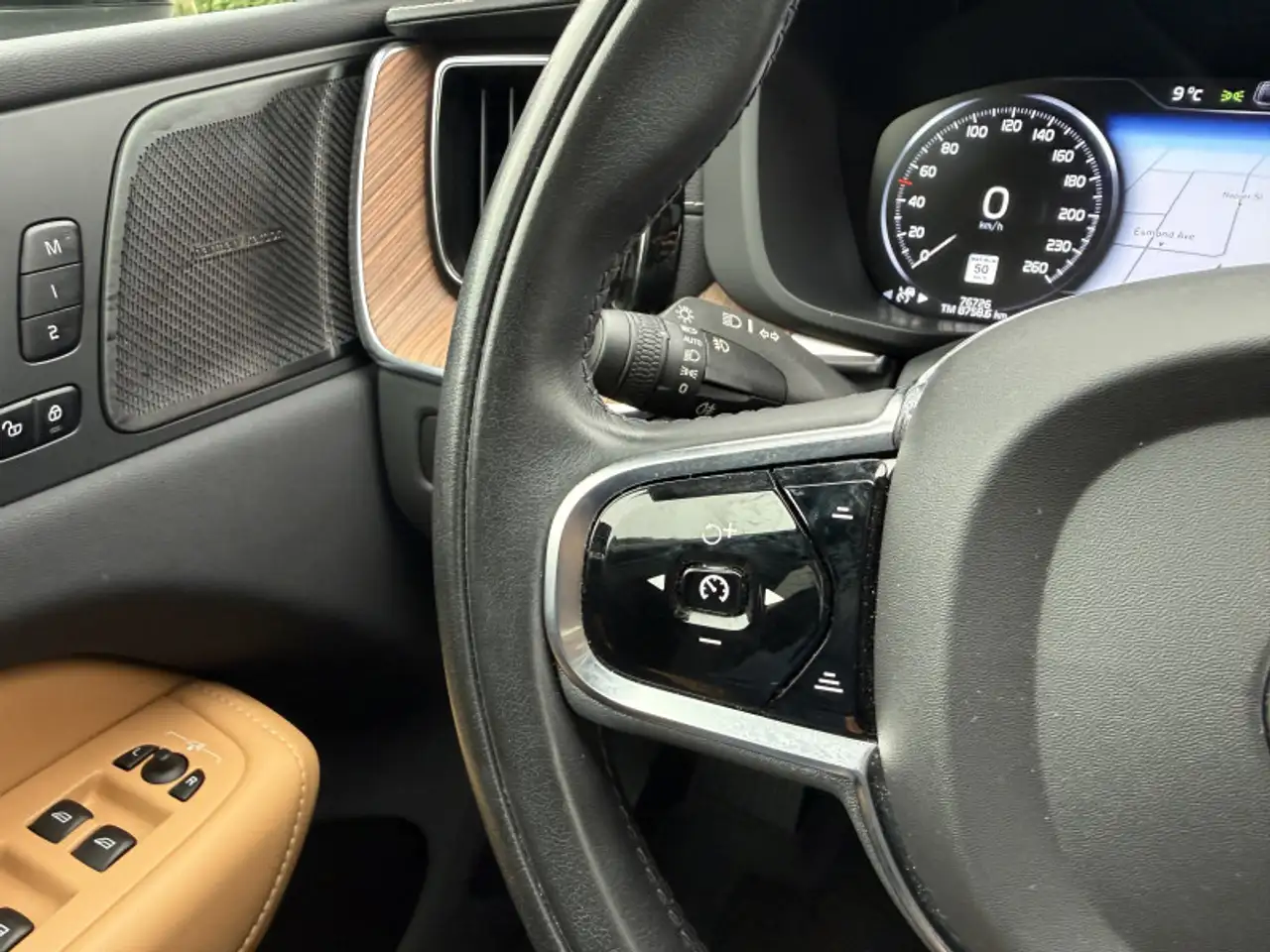 Volvo XC60 снимка Volvo XC60