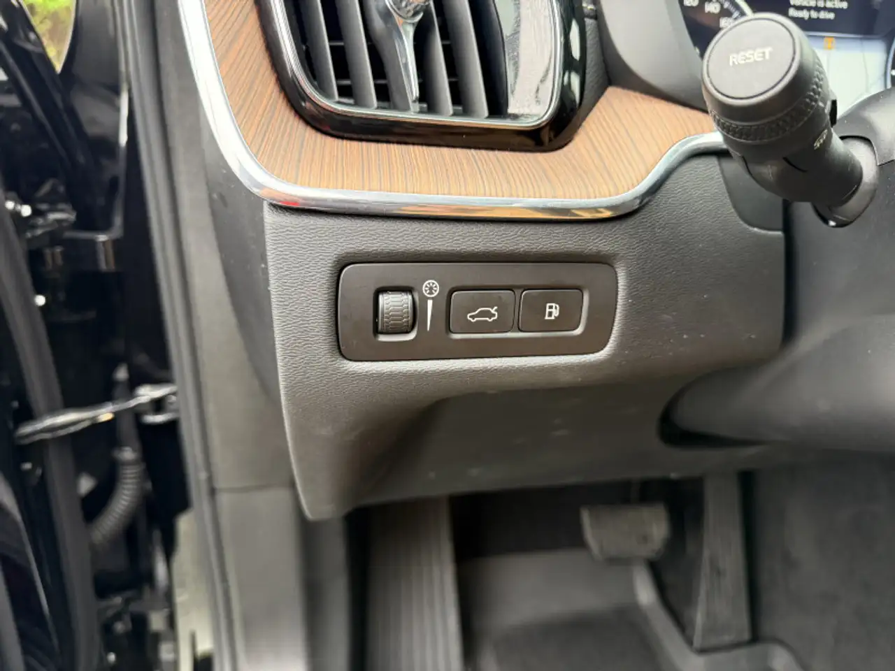 Volvo XC60 снимка Volvo XC60