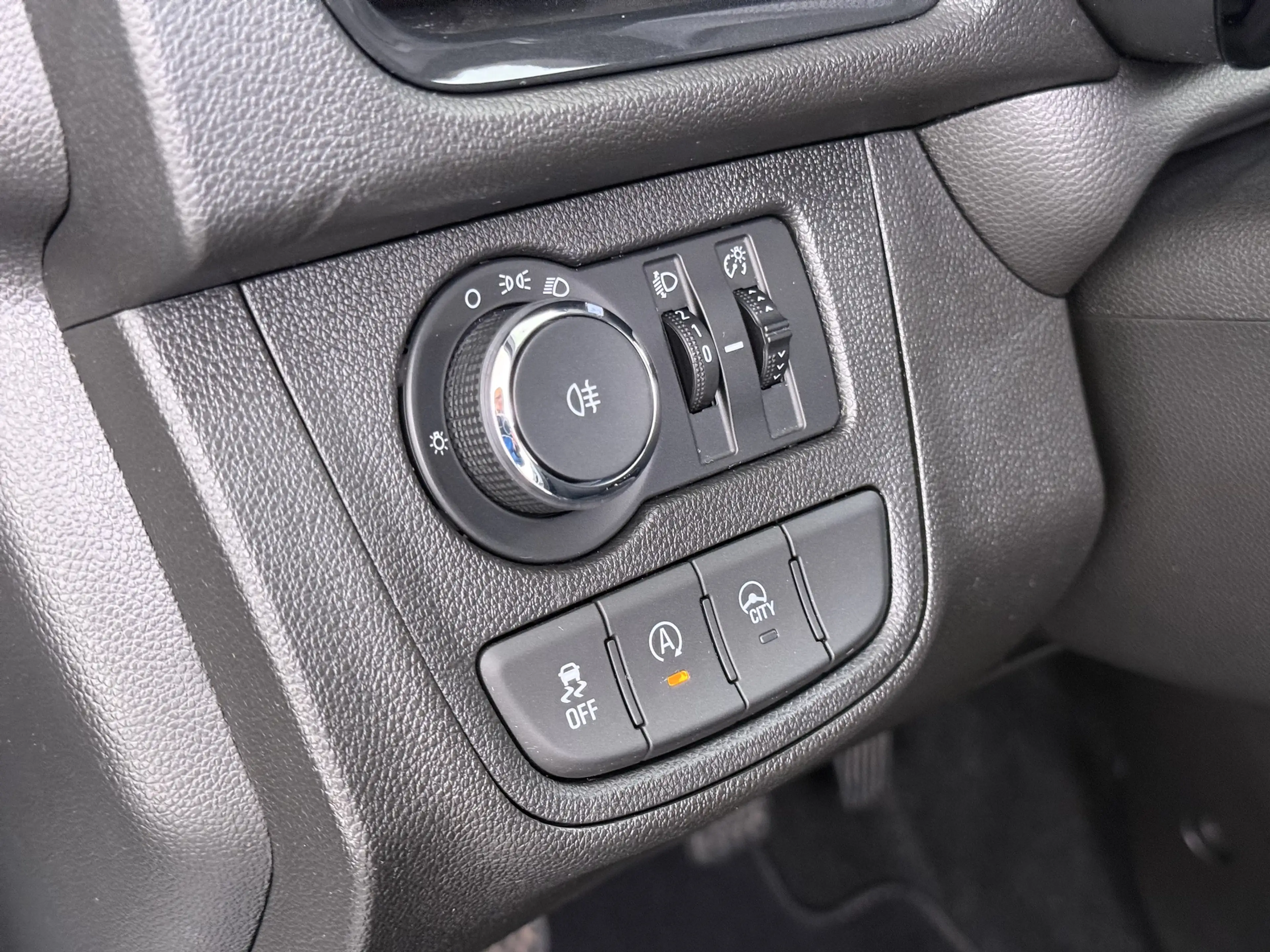 Opel Karl 5Drs 74PK Airco Bluetooth Cruise Control Isofix El — photo 13