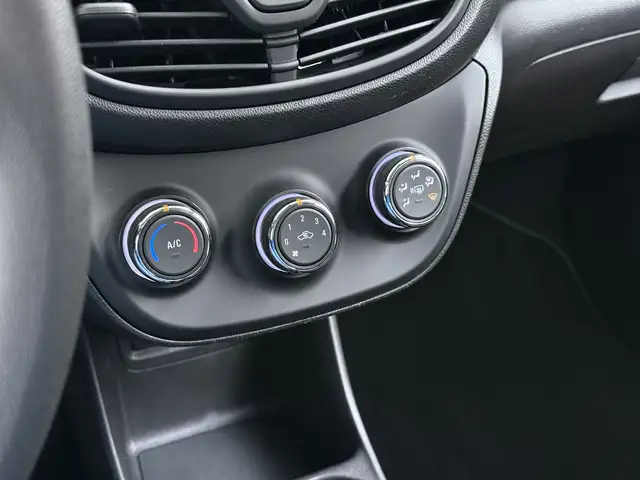 Opel Karl view 12
