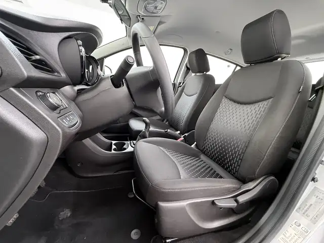 Opel Karl view 9