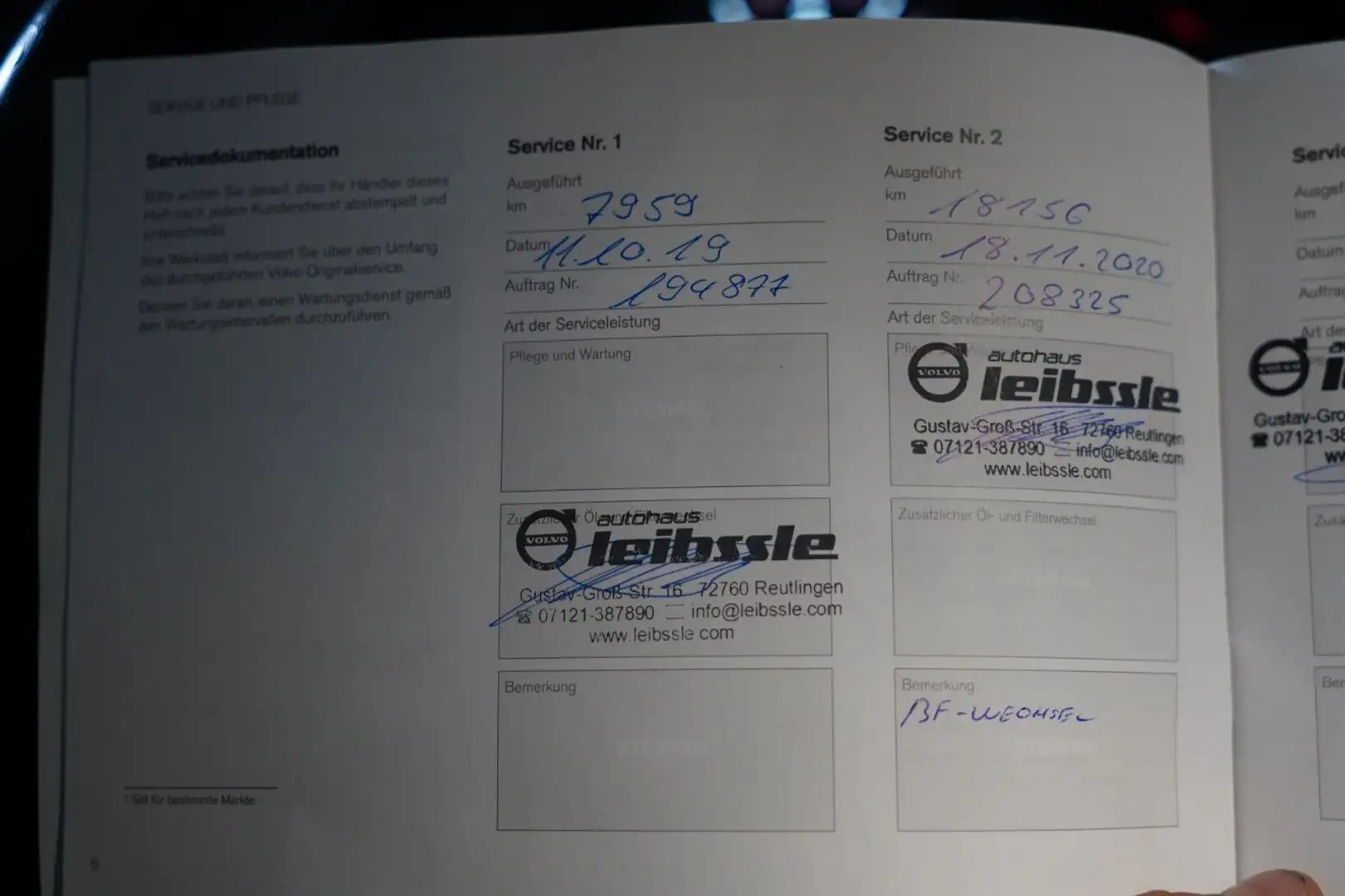 Volvo V40 T3 Aut.Inscription Geartronic 2.Hand*LED*Acc Weiß - 2