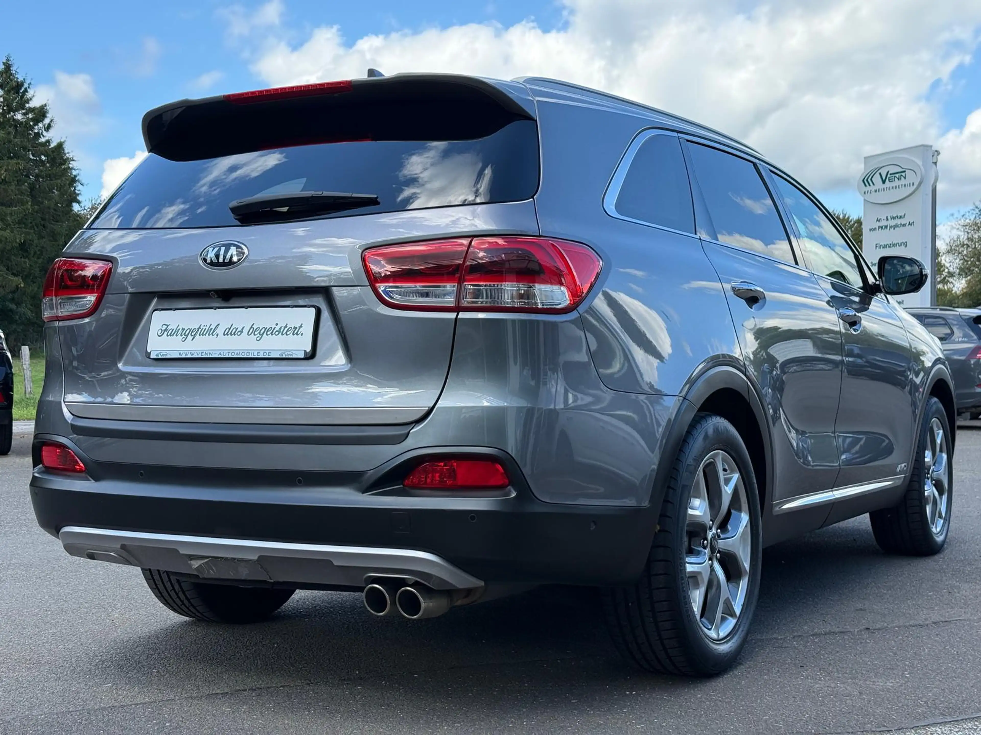 Kia Sorento 2.2 CRDi 4WD*TWA*SHZ*LHZ*360°Cam*Pano — photo 5