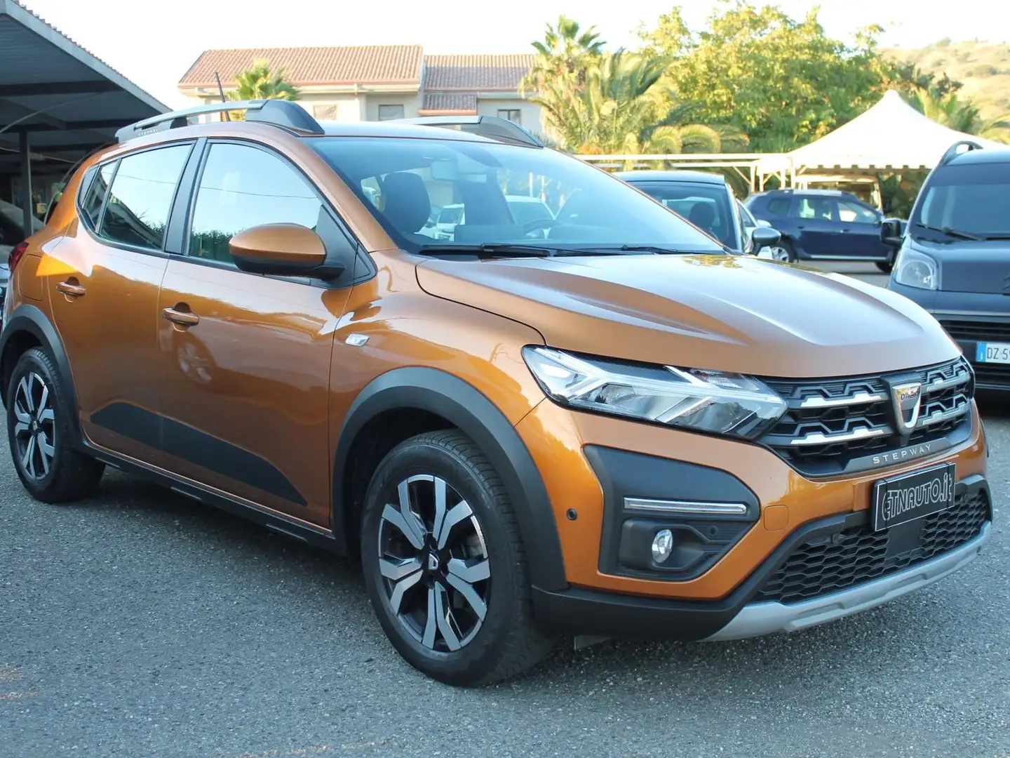 Dacia Sandero Sandero Stepway III 1.0 tce Essential Eco-g 100cv Oro - 2