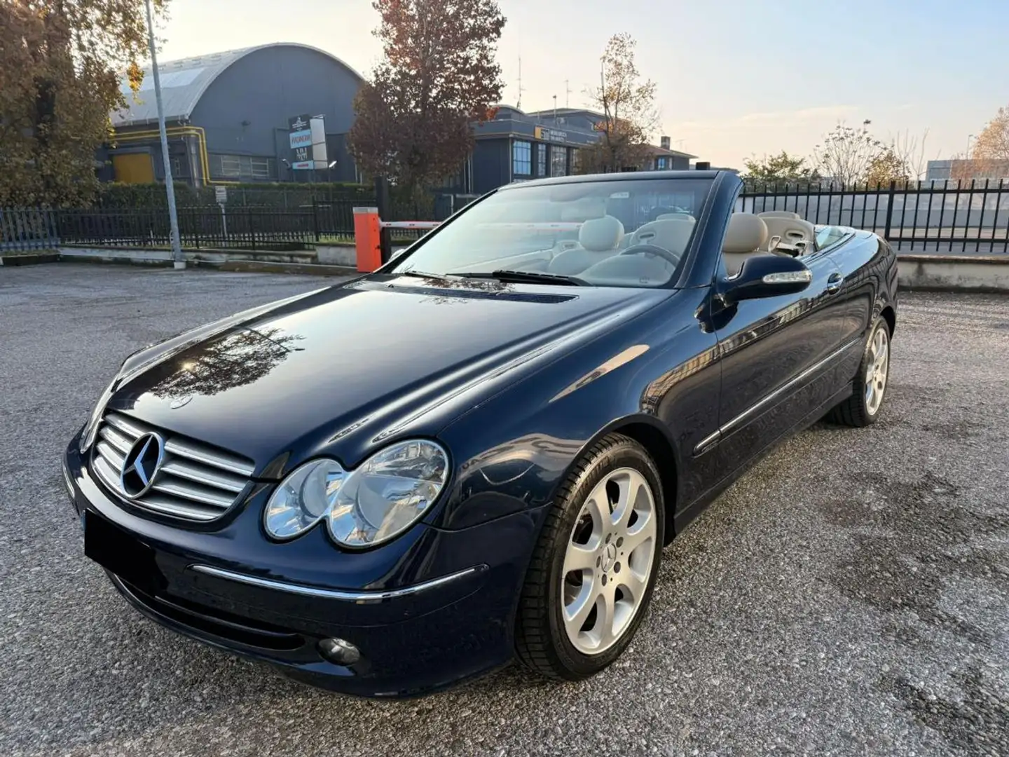 Mercedes-Benz CLK 200 Kompr. TPS cat Cabrio Avantg. Blau - 1