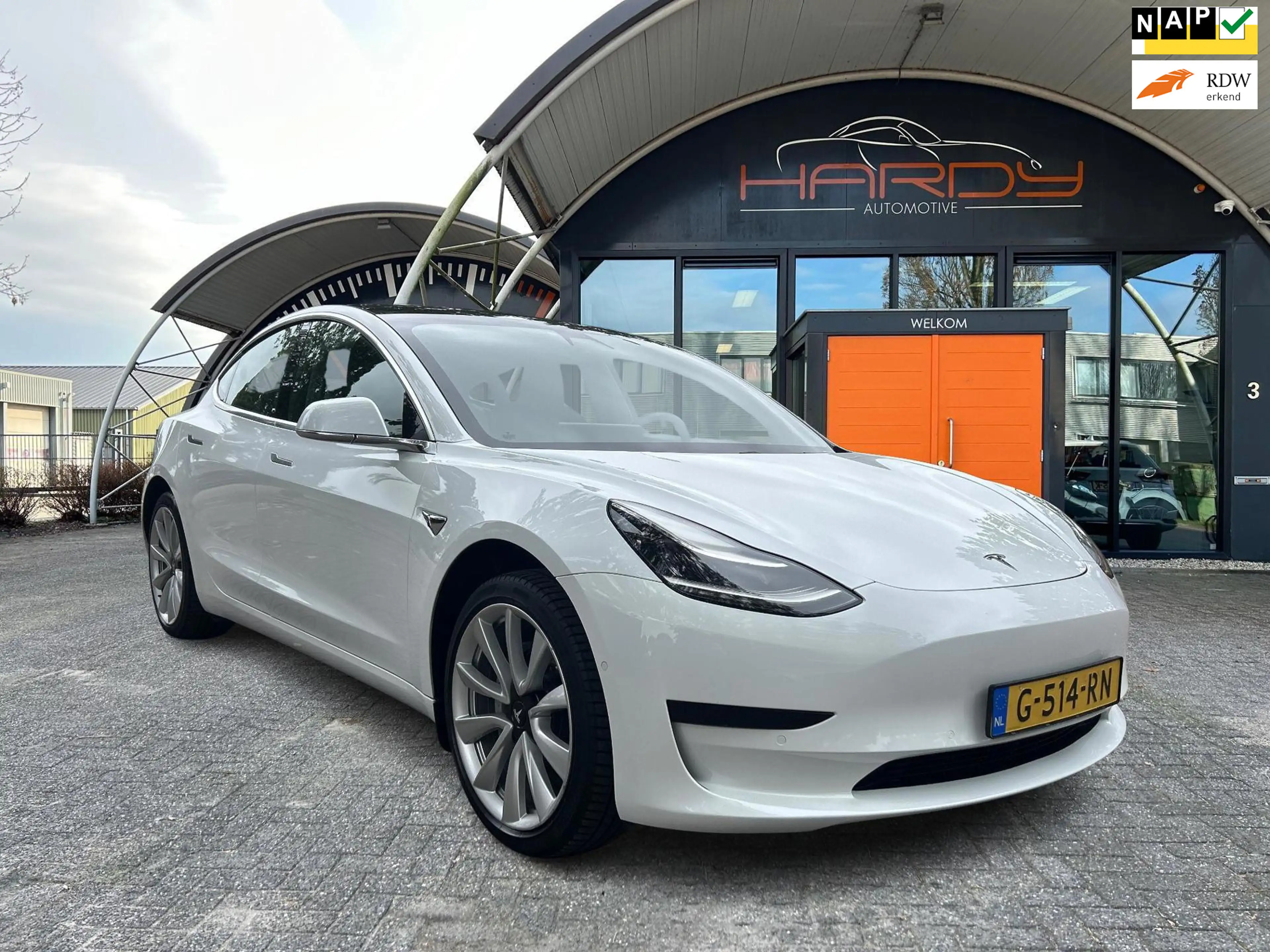 Tesla Model 3 Standard RWD Plus 60 kWh 83,4% SOH 19INCH Rijklaar