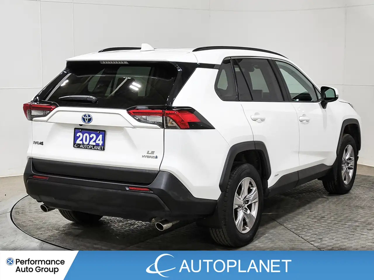 Toyota RAV 4 снимка Toyota RAV 4
