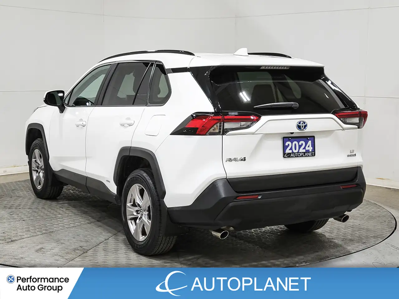 Toyota RAV 4 снимка Toyota RAV 4