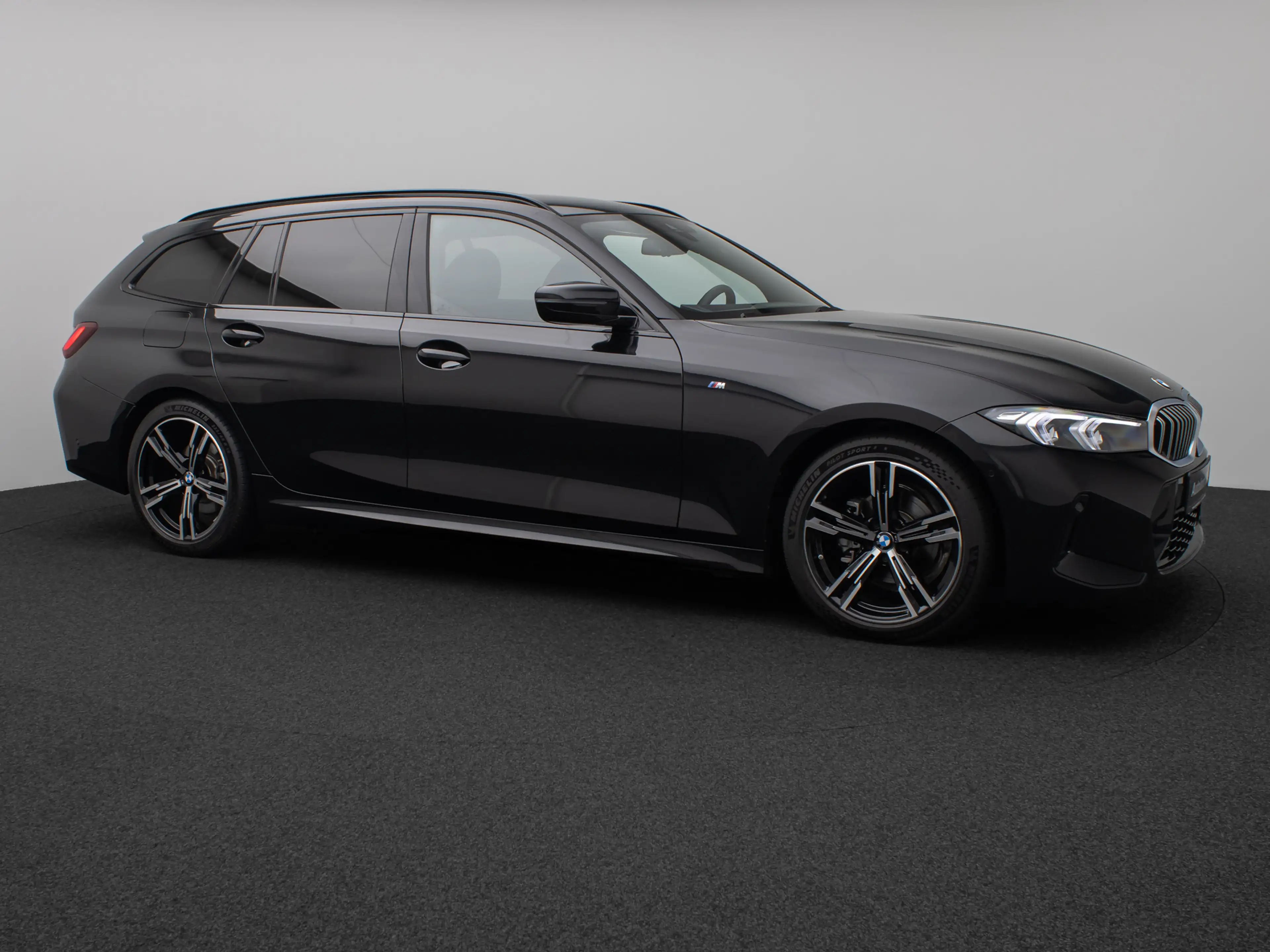 BMW 318 M Sport Kamera DAB Lenkrhzg Komfort Alarm — photo 4