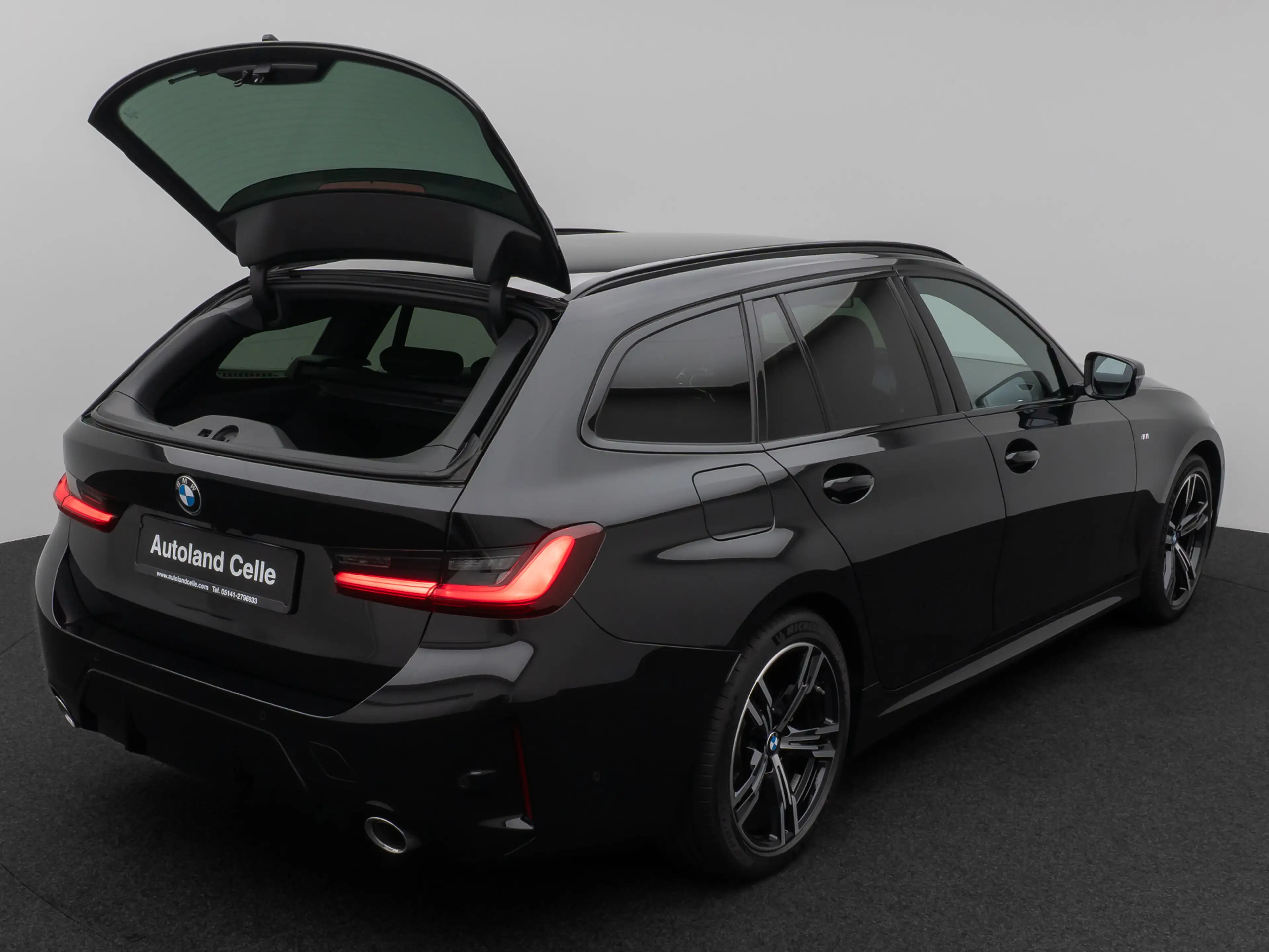 BMW 318 M Sport Kamera DAB Lenkrhzg Komfort Alarm — photo 13