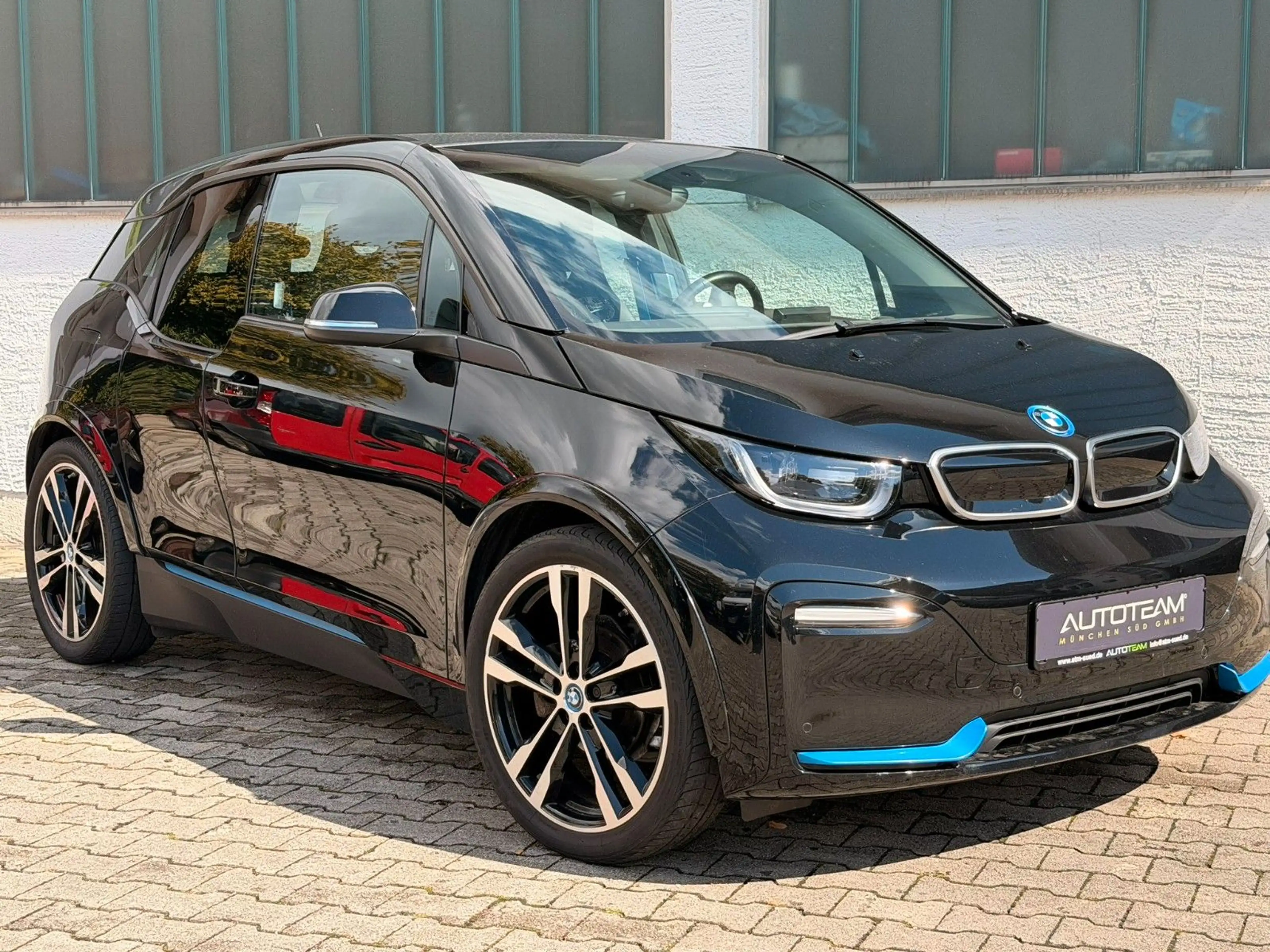 BMW i3 s*SUITE*LEDER*Harman Kardon*Kamera*20 Zoll* — photo 3