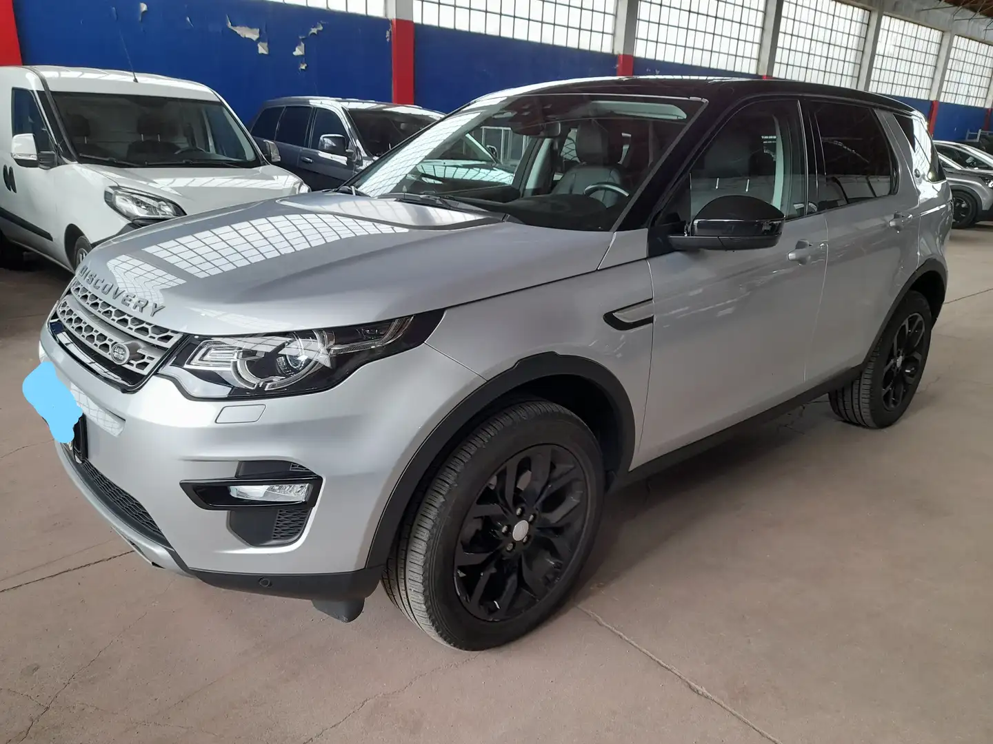 Land Rover Discovery Sport 2.0 td4 HSE Luxury awd 150cv Argento - 2