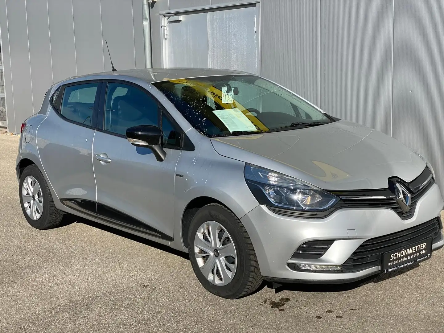 Renault Clio 0.9 TCE Limited Grijs - 1