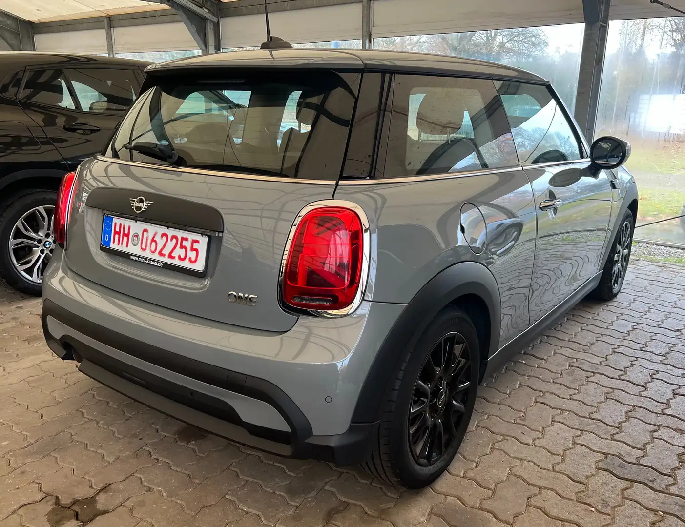 MINI One One /1.Hd./Apple CP/Navi/Kliaut/LED/Temp/PDC/SH Grau - 2