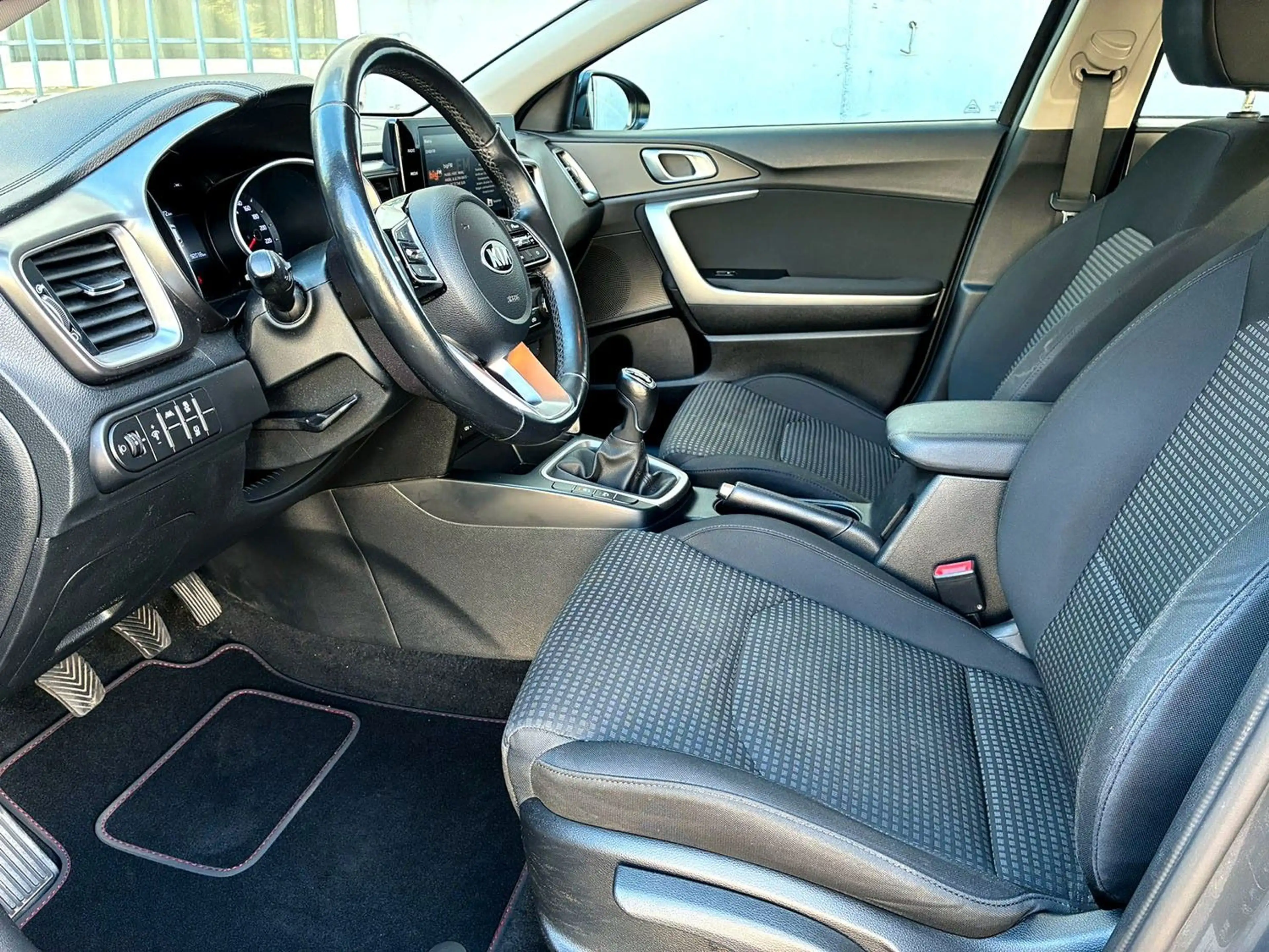 Kia Ceed SW / cee'd SW | REIFEN NEU | SCHECKHEFT — photo 5